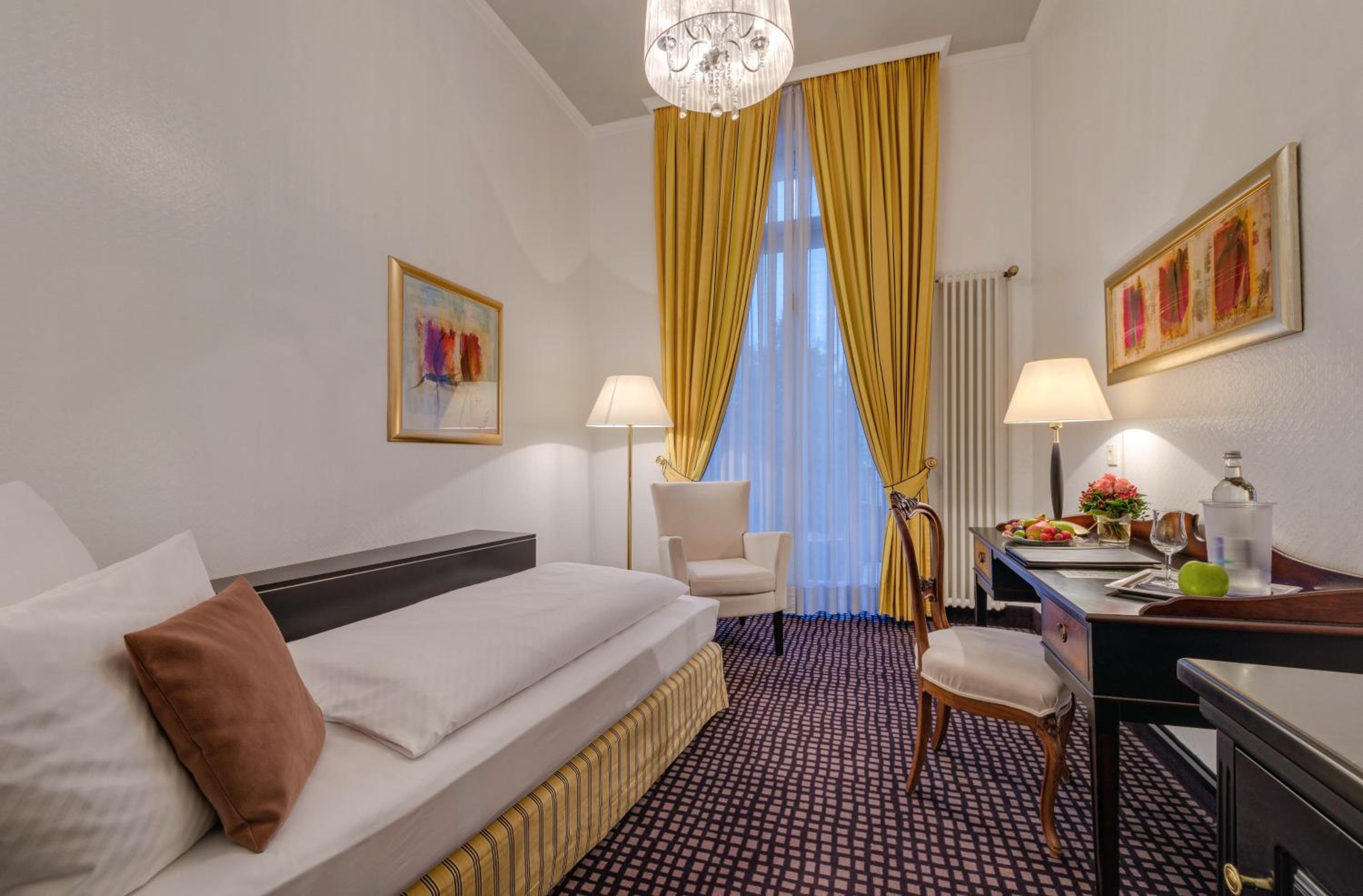 Elegance Single Room