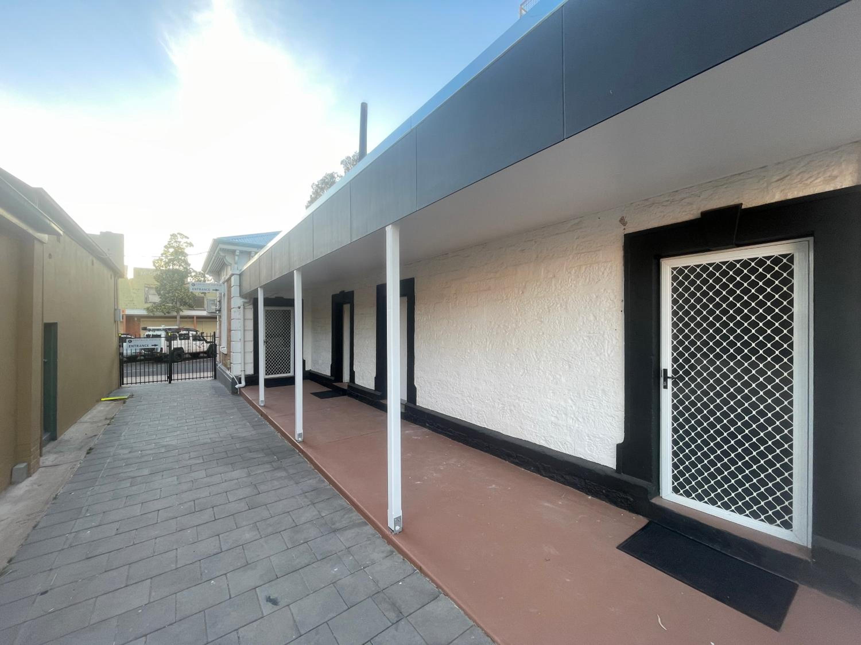 Standard Suite photo 2