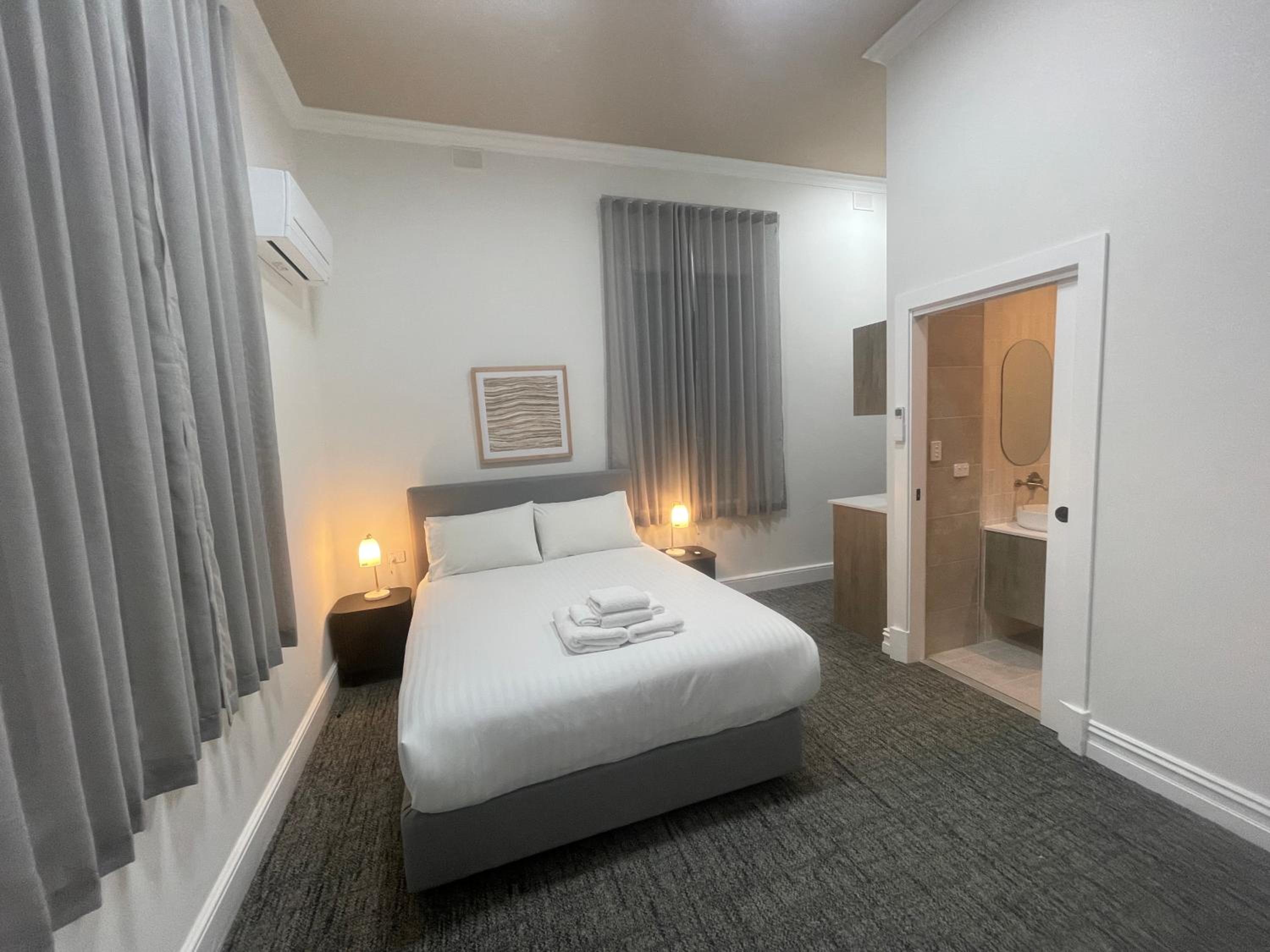 Executive Suite photo 2