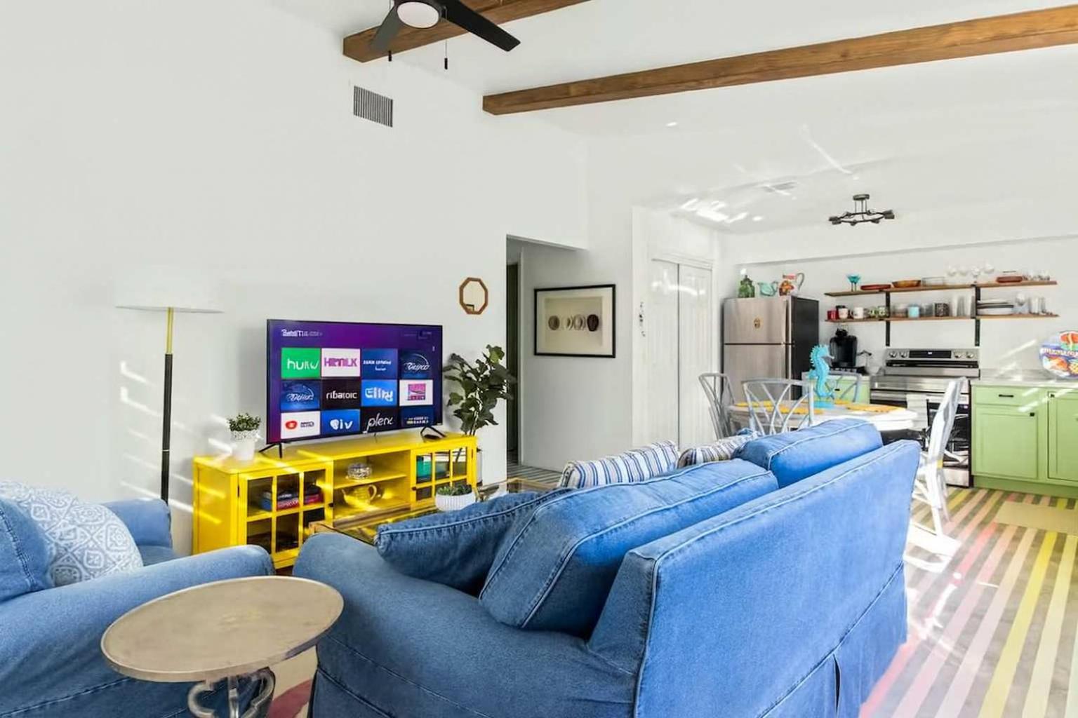 Two-Bedroom House photo 3