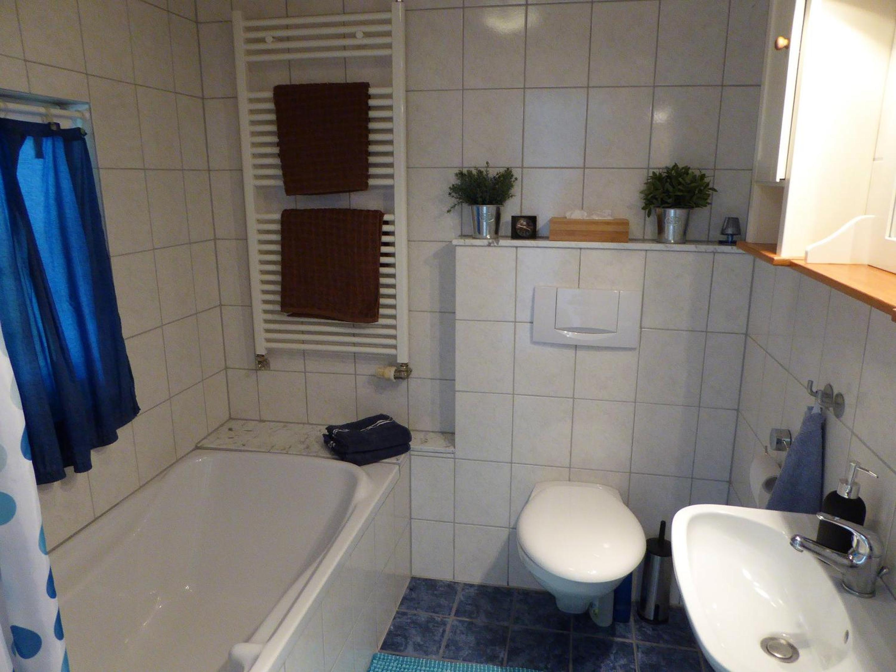 Basic Double Room with Private External Bathroom (without kitchen) photo 2