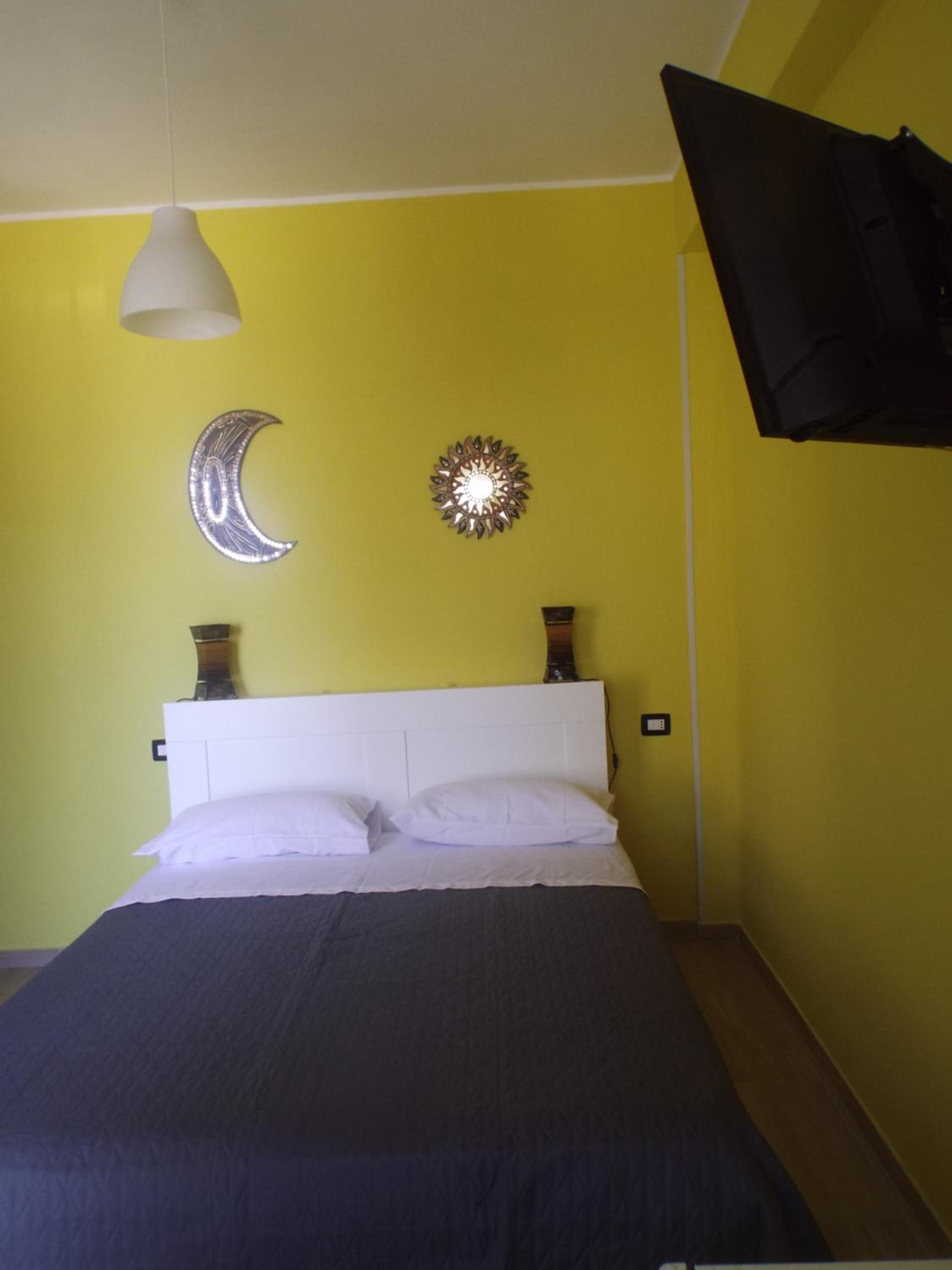Double Room With Balcony And Sea View photo 2