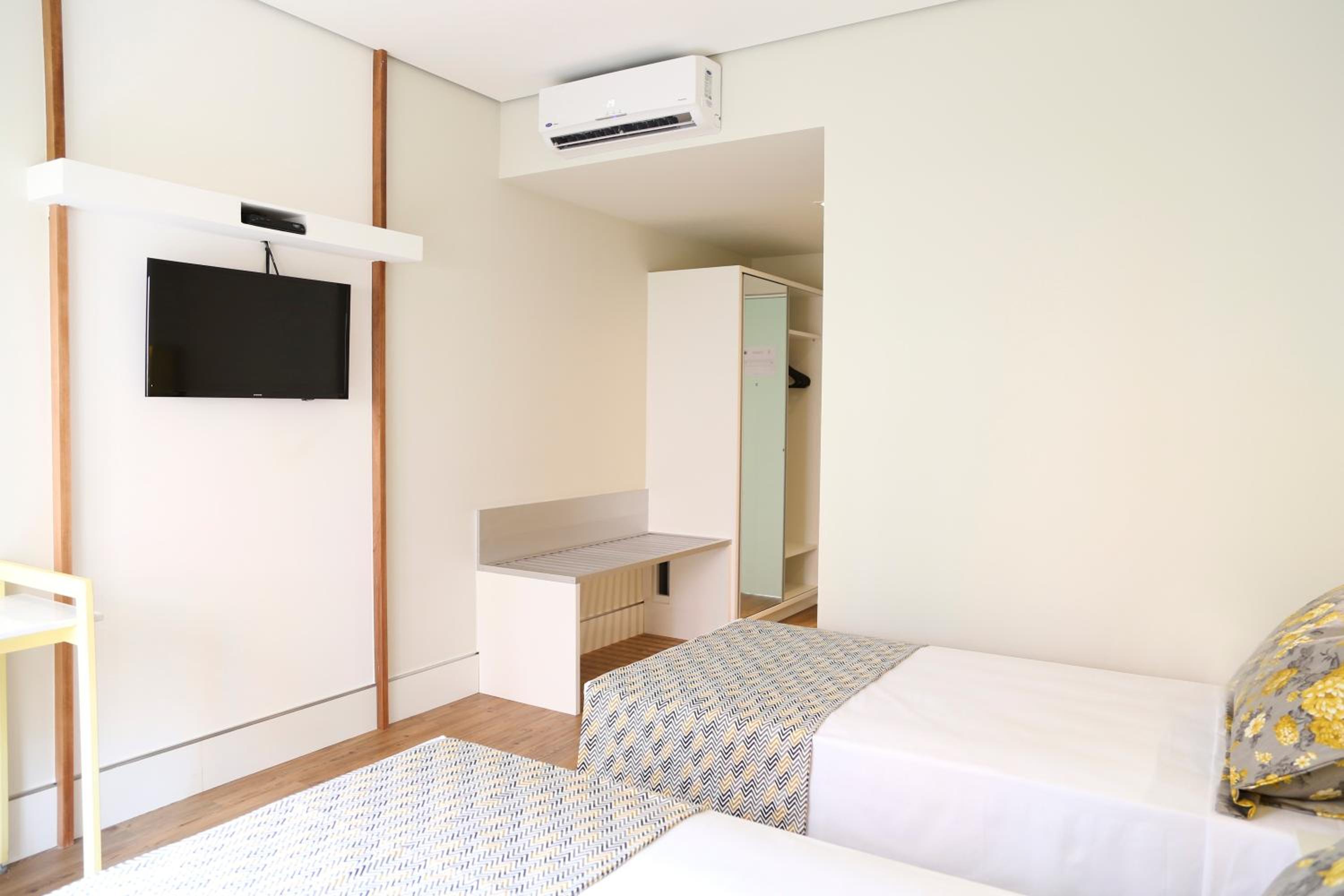 Superior Twin Room photo 2