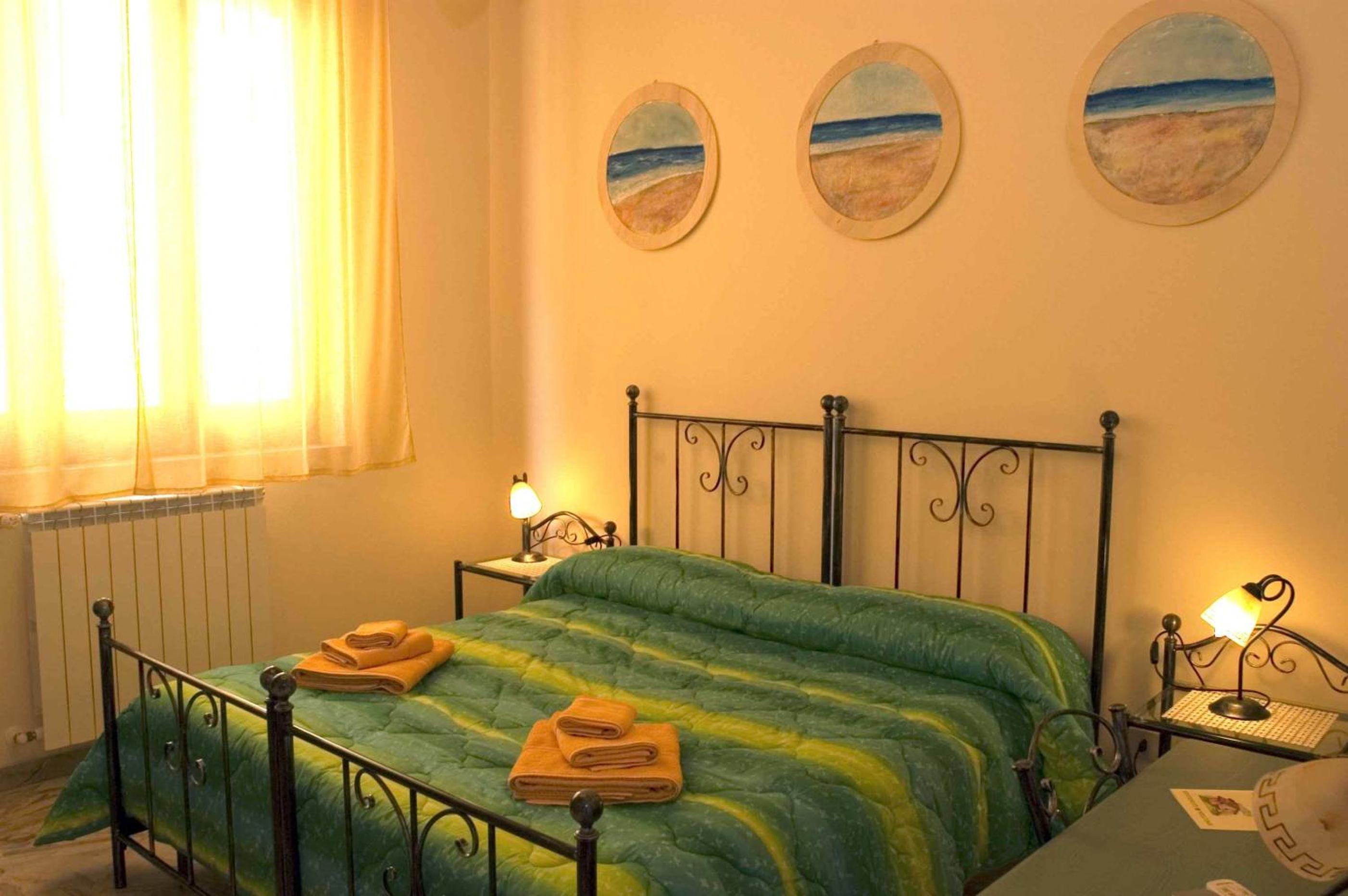 Double or Twin Room - Photo 1