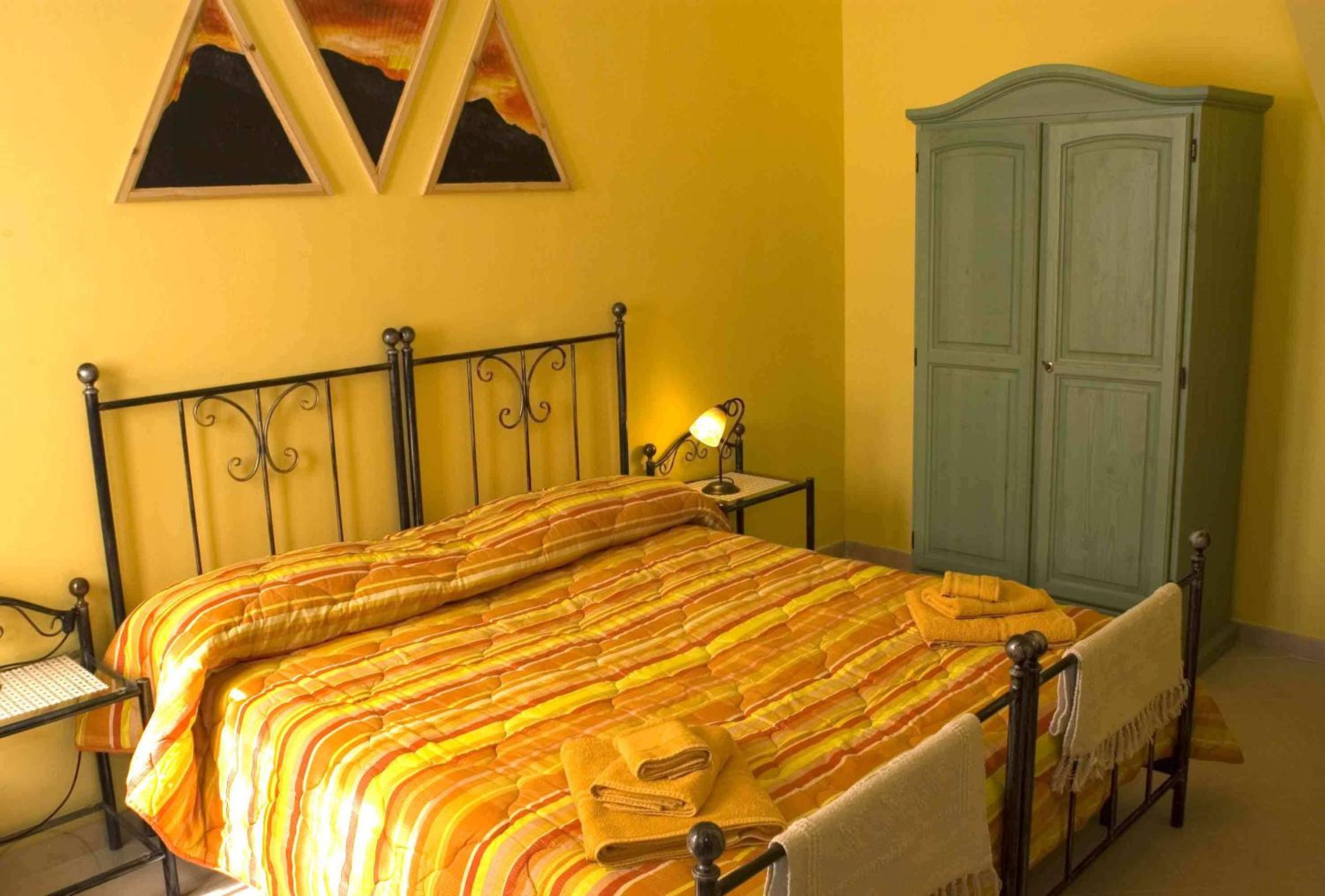 Double or Twin Room - Photo 3