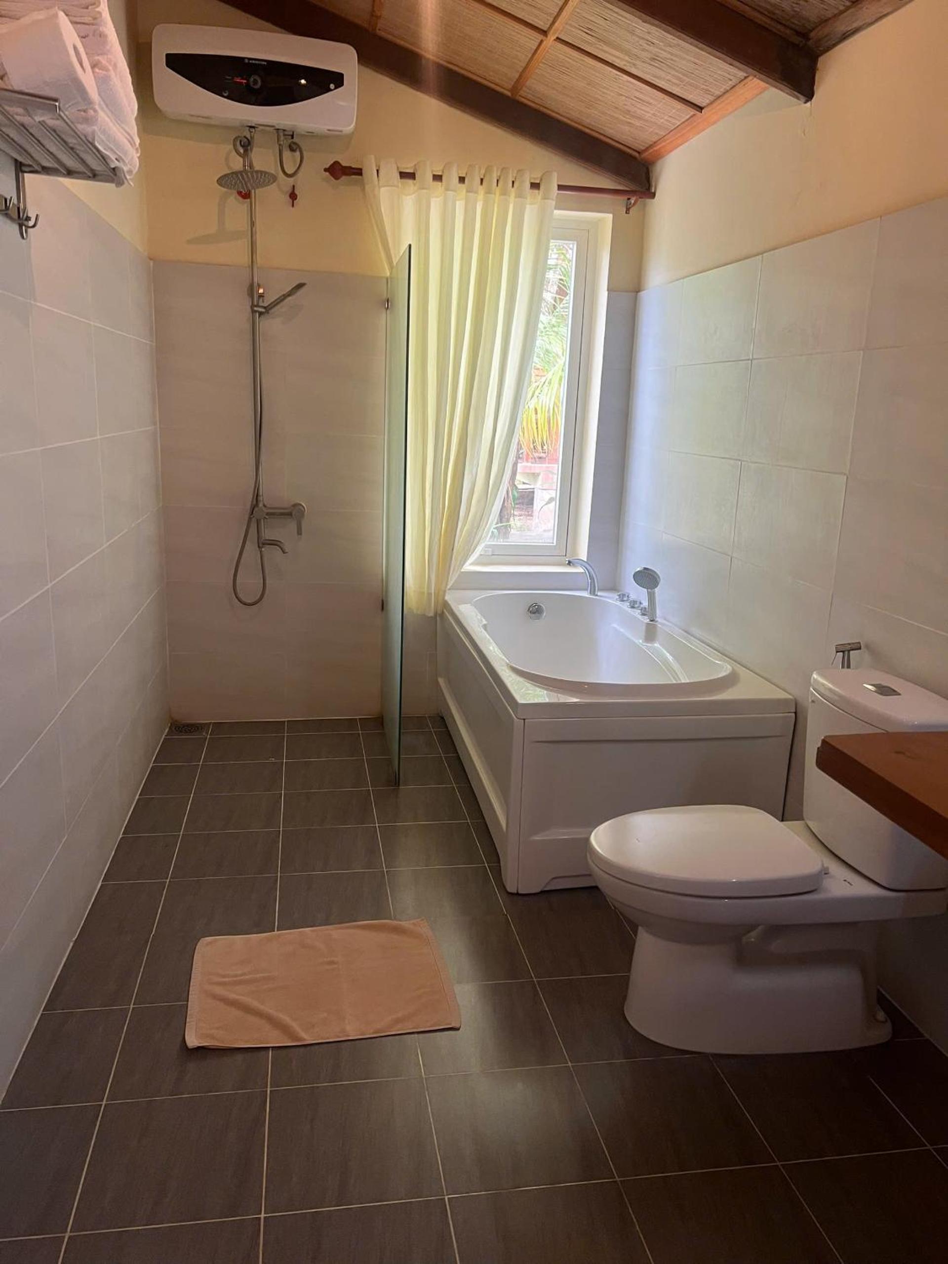 Triple Room with Garden View
