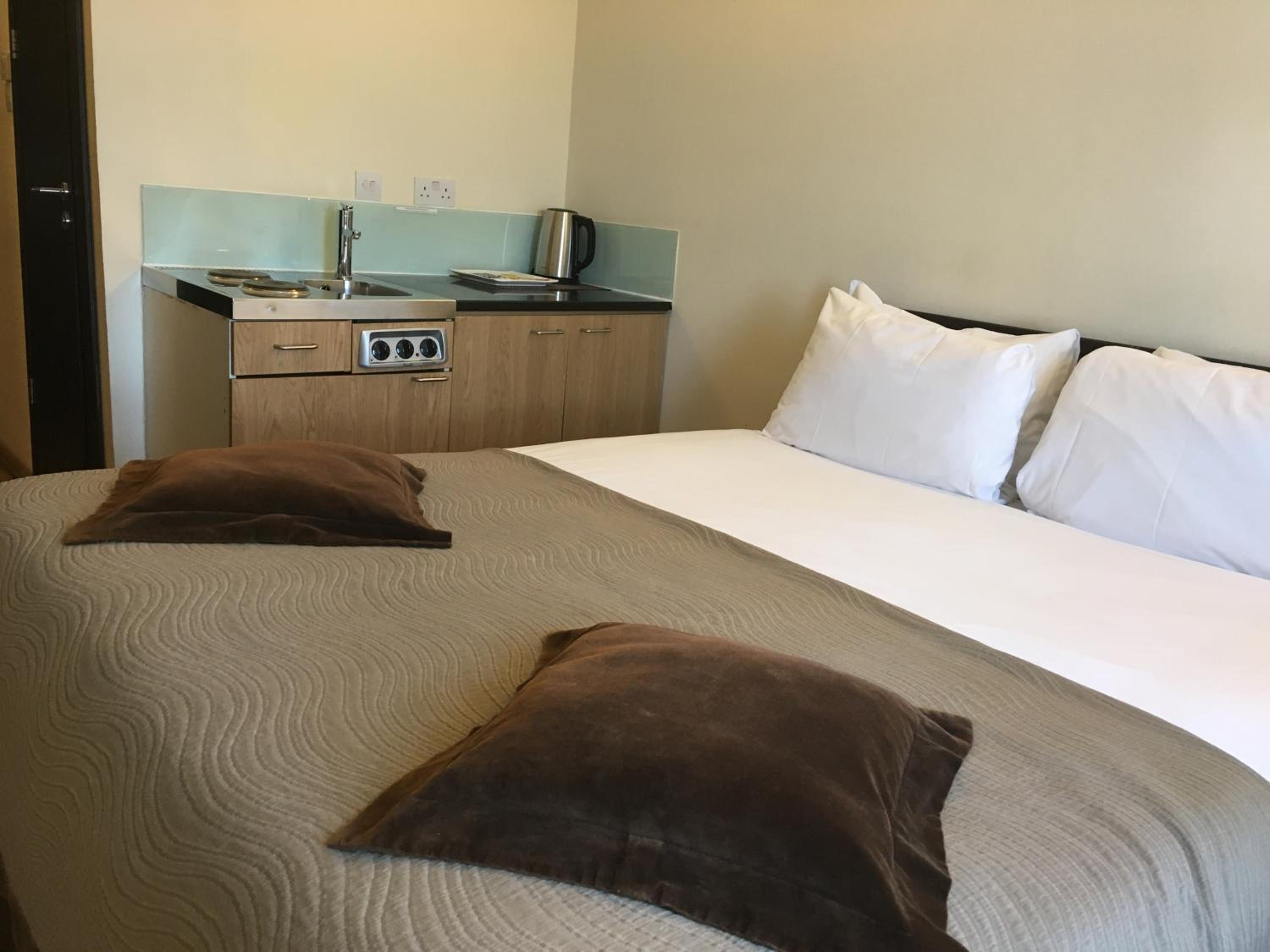 Economy Double Room photo 2