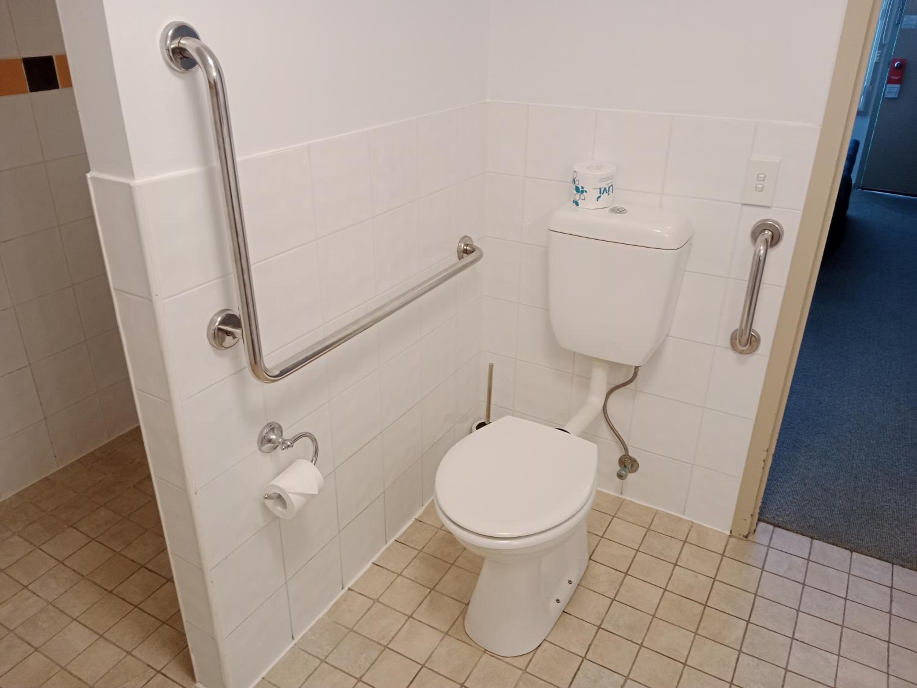 Queen Studio - Disability Access photo 2