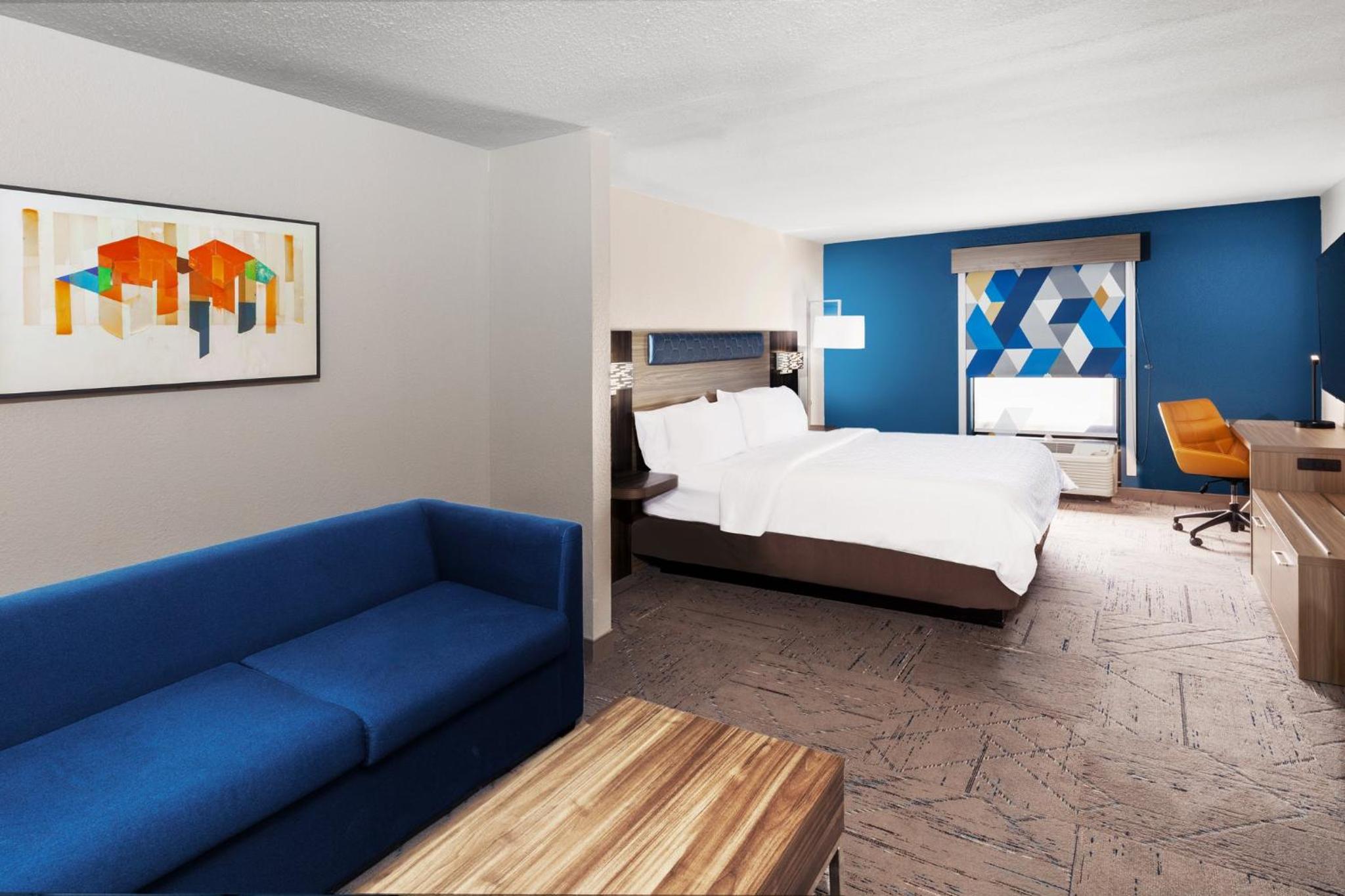 King Suite - Photo 8