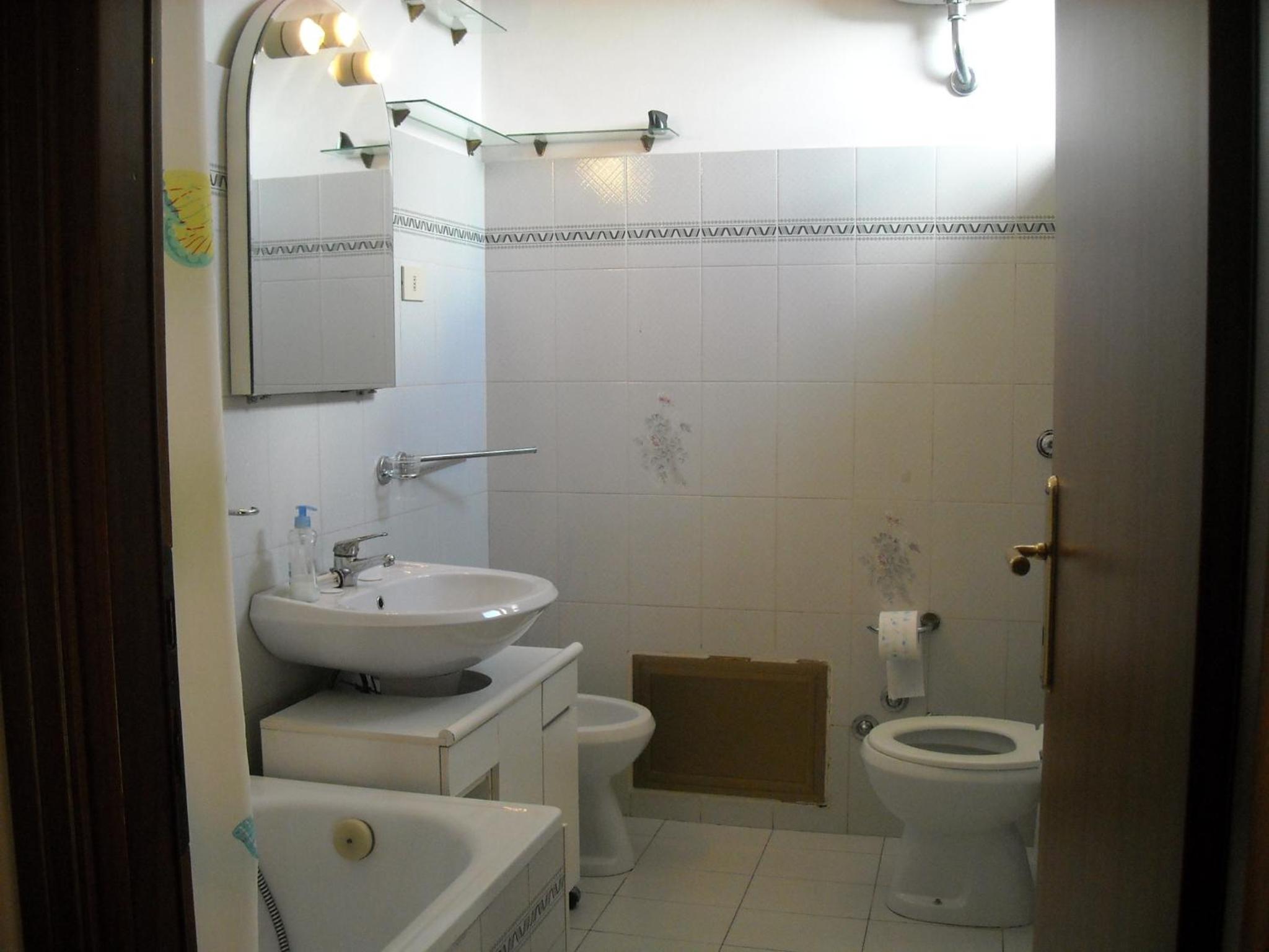 Double or Twin Room with Shared Bathroom