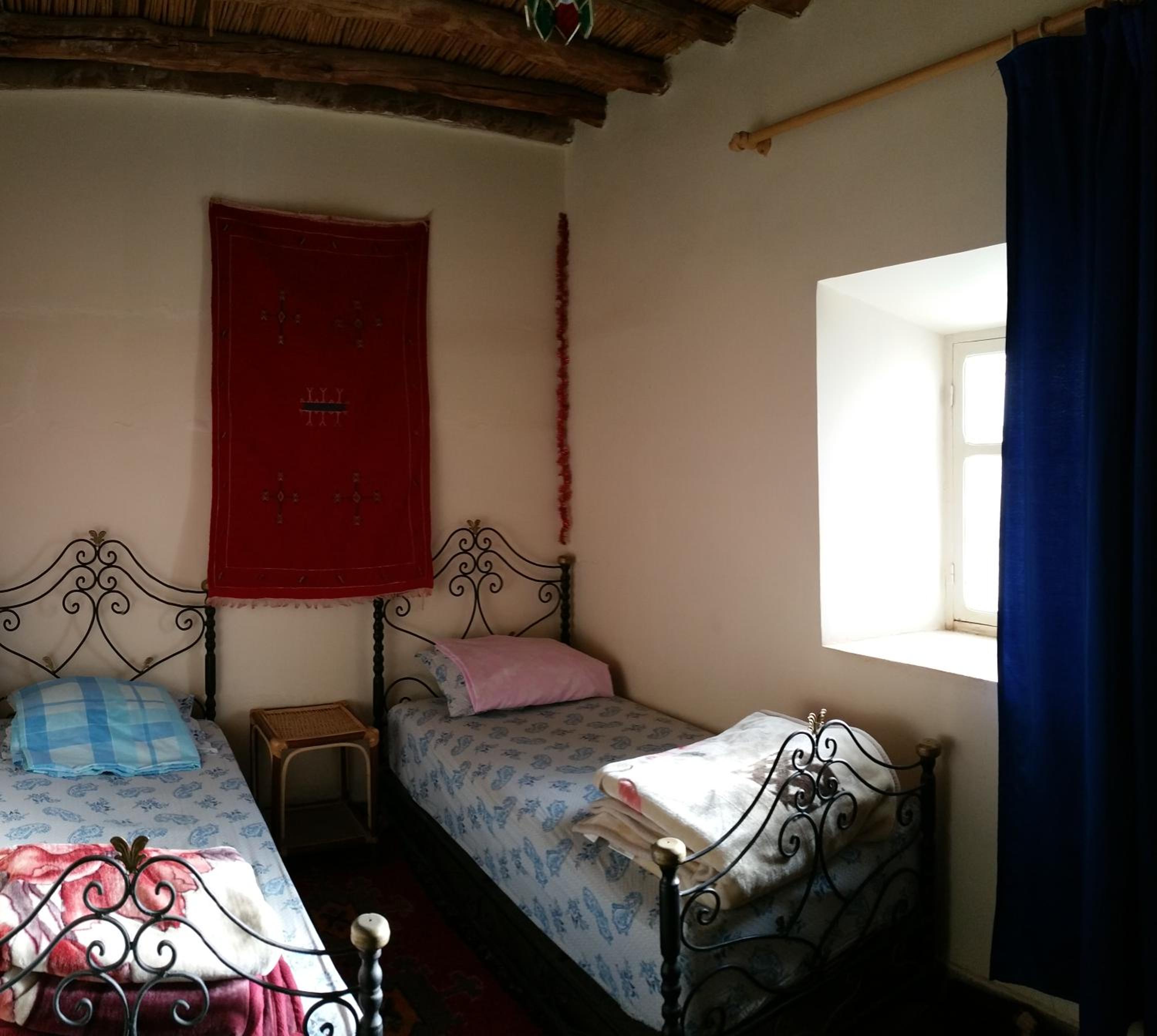 Standard Triple Room - Photo 4