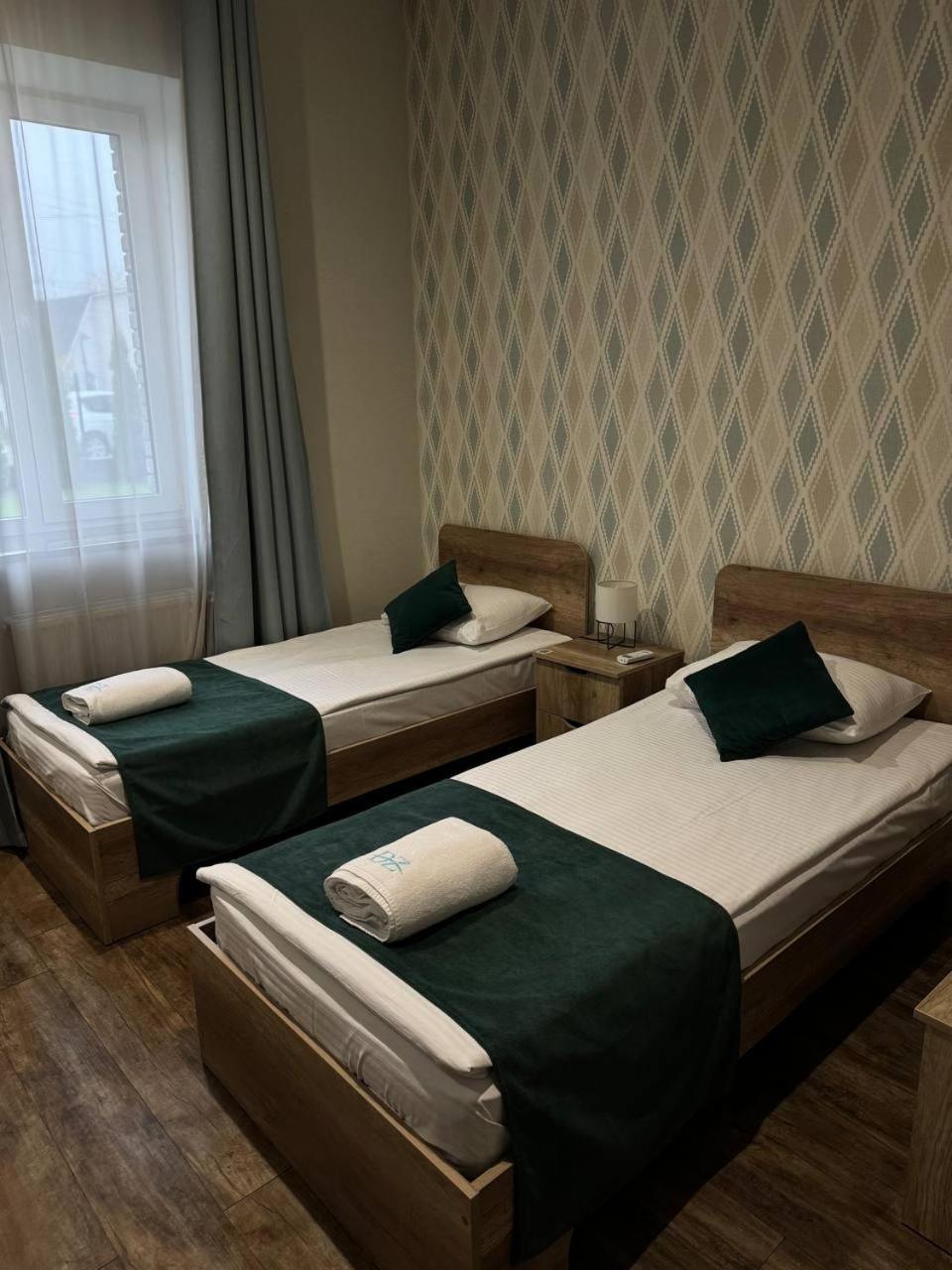 Standard Twin Room photo 2