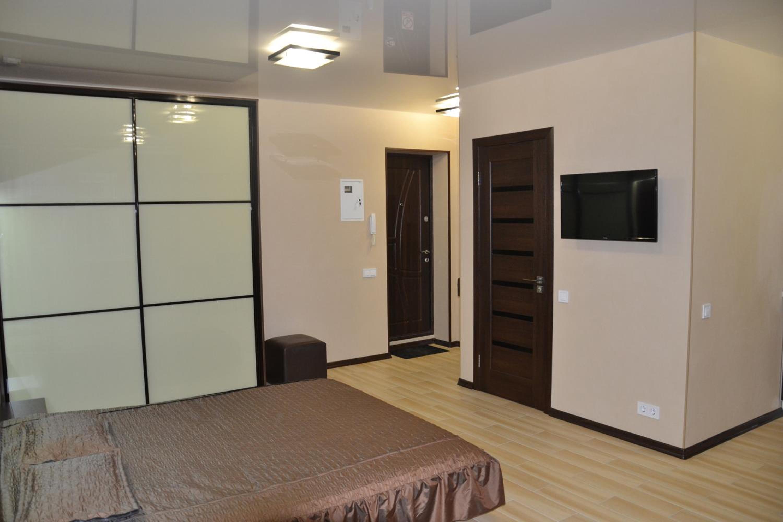 Studio Apartment photo 2