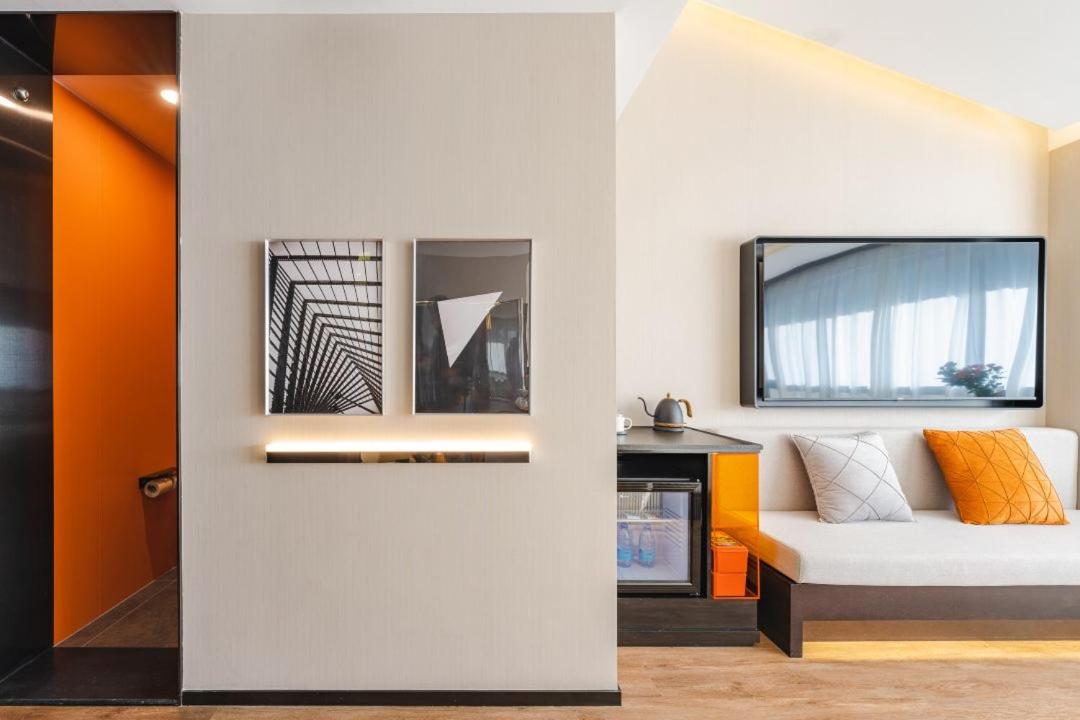 Double Room - Photo 6