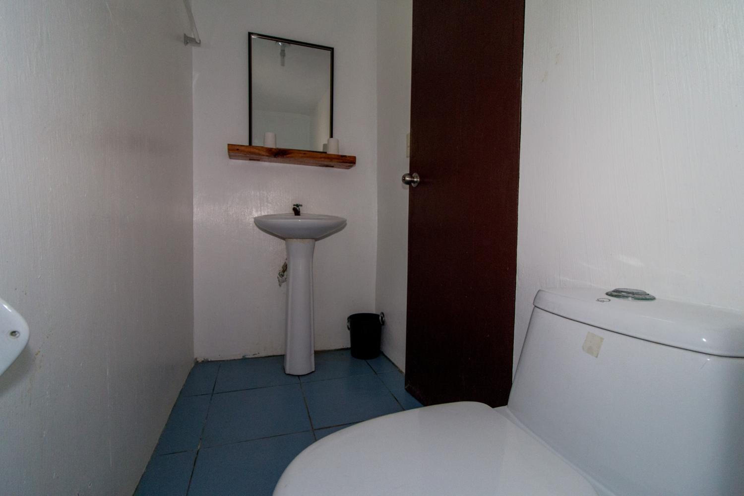 Standard Twin Room - Photo 23