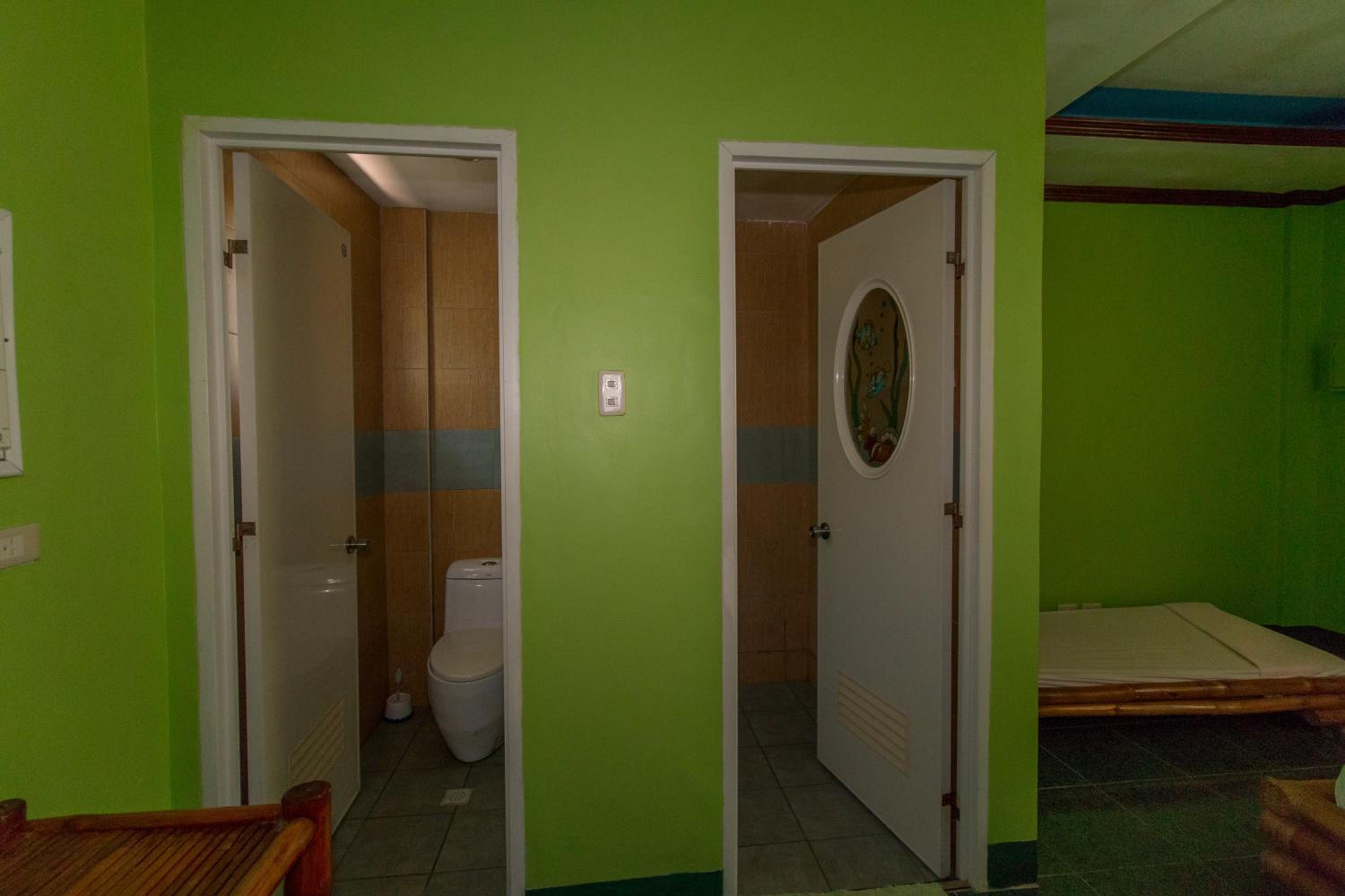 Deluxe Fan Room - Photo 52
