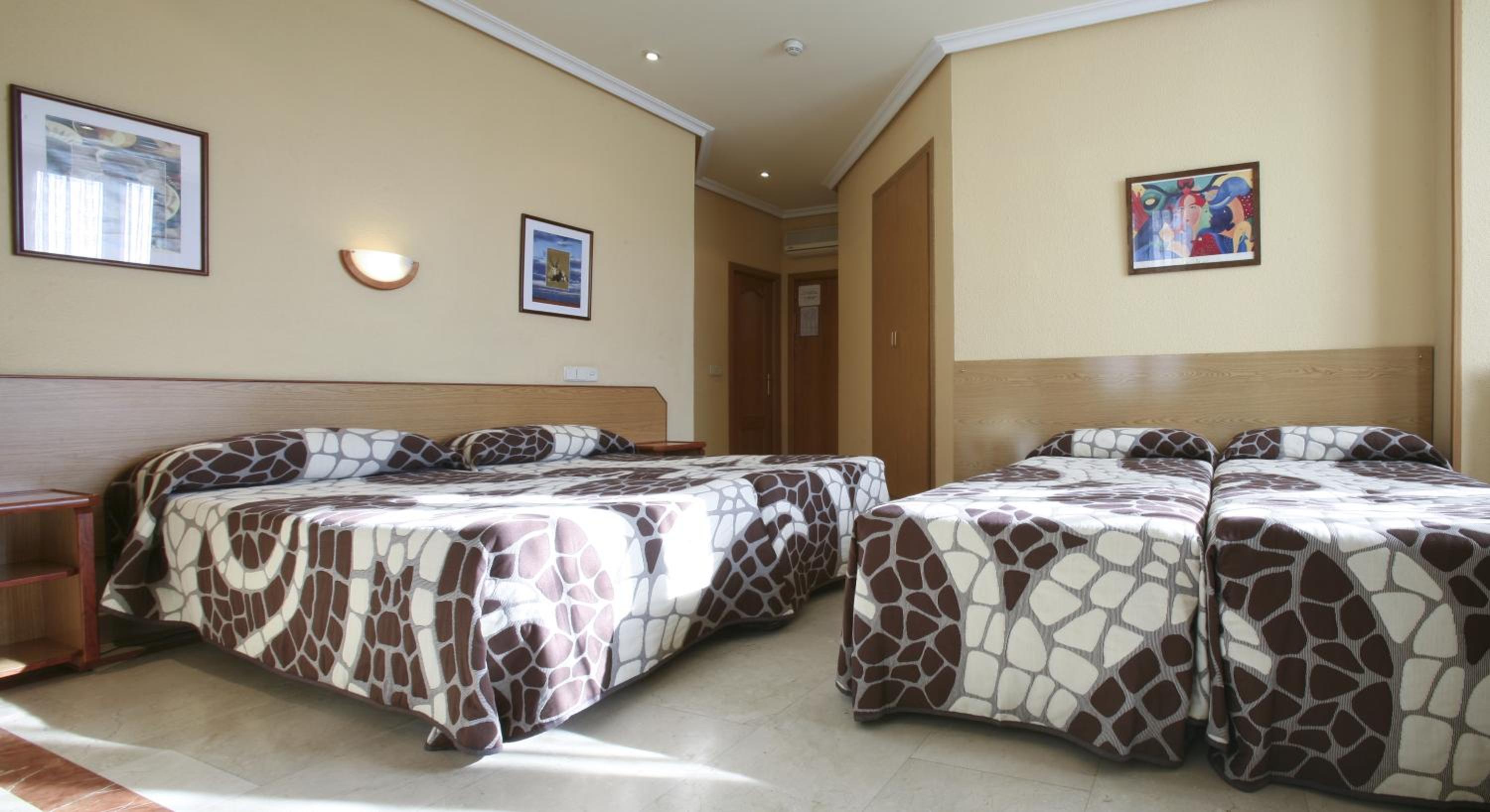 Quadruple Room photo 2