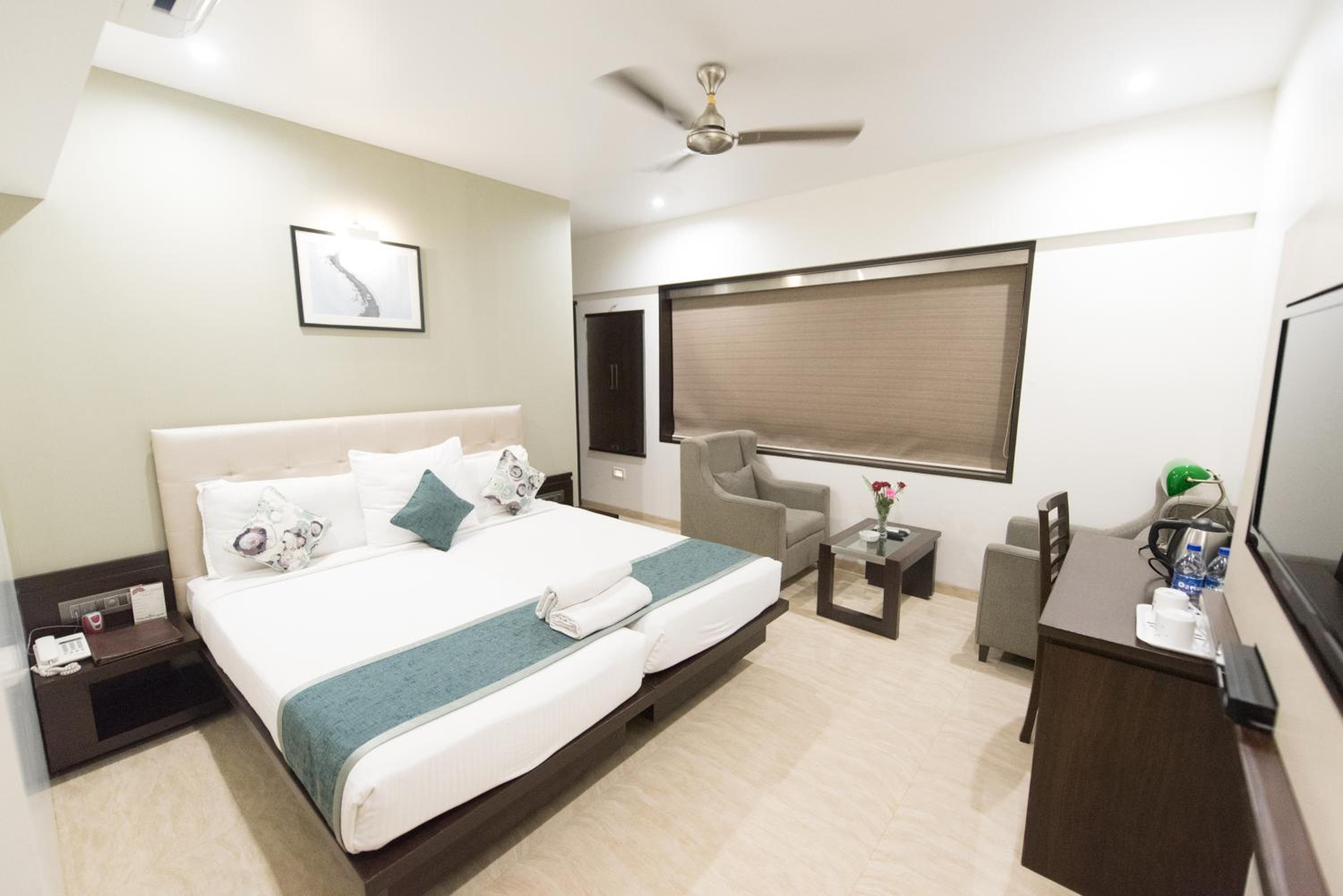 Superior room with Hi-Tea - Photo 9