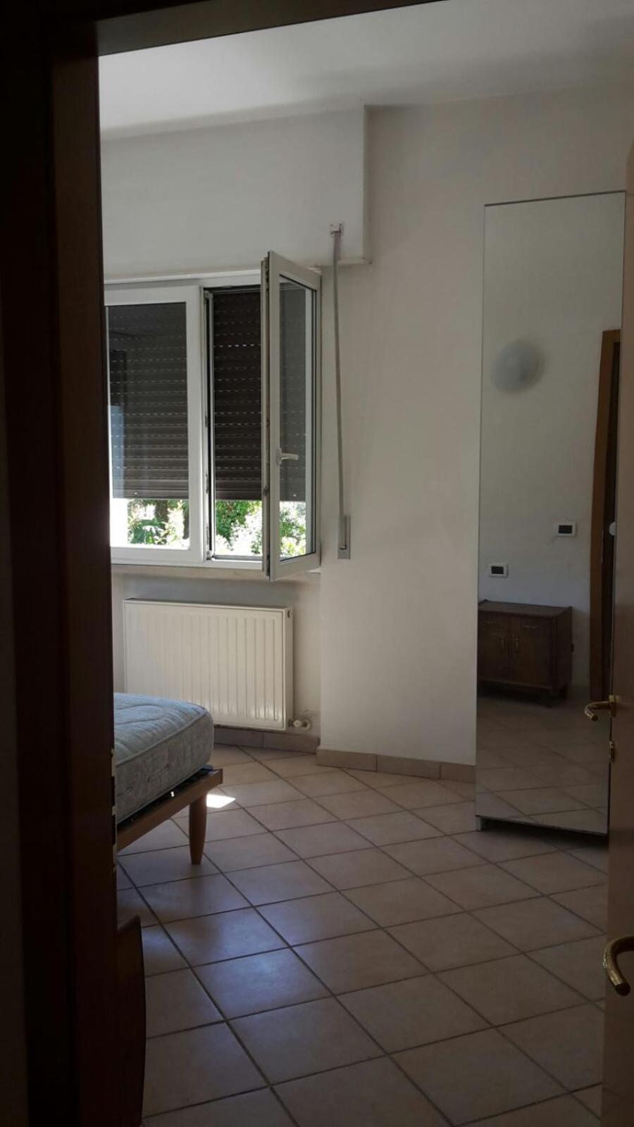 Apartment with Balcony - Photo 8