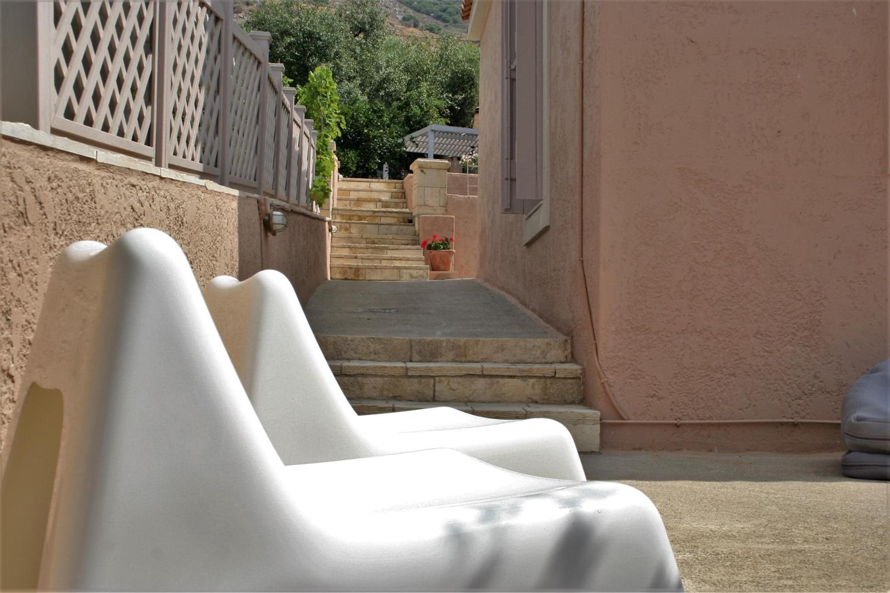 Villa with Private Pool photo 3