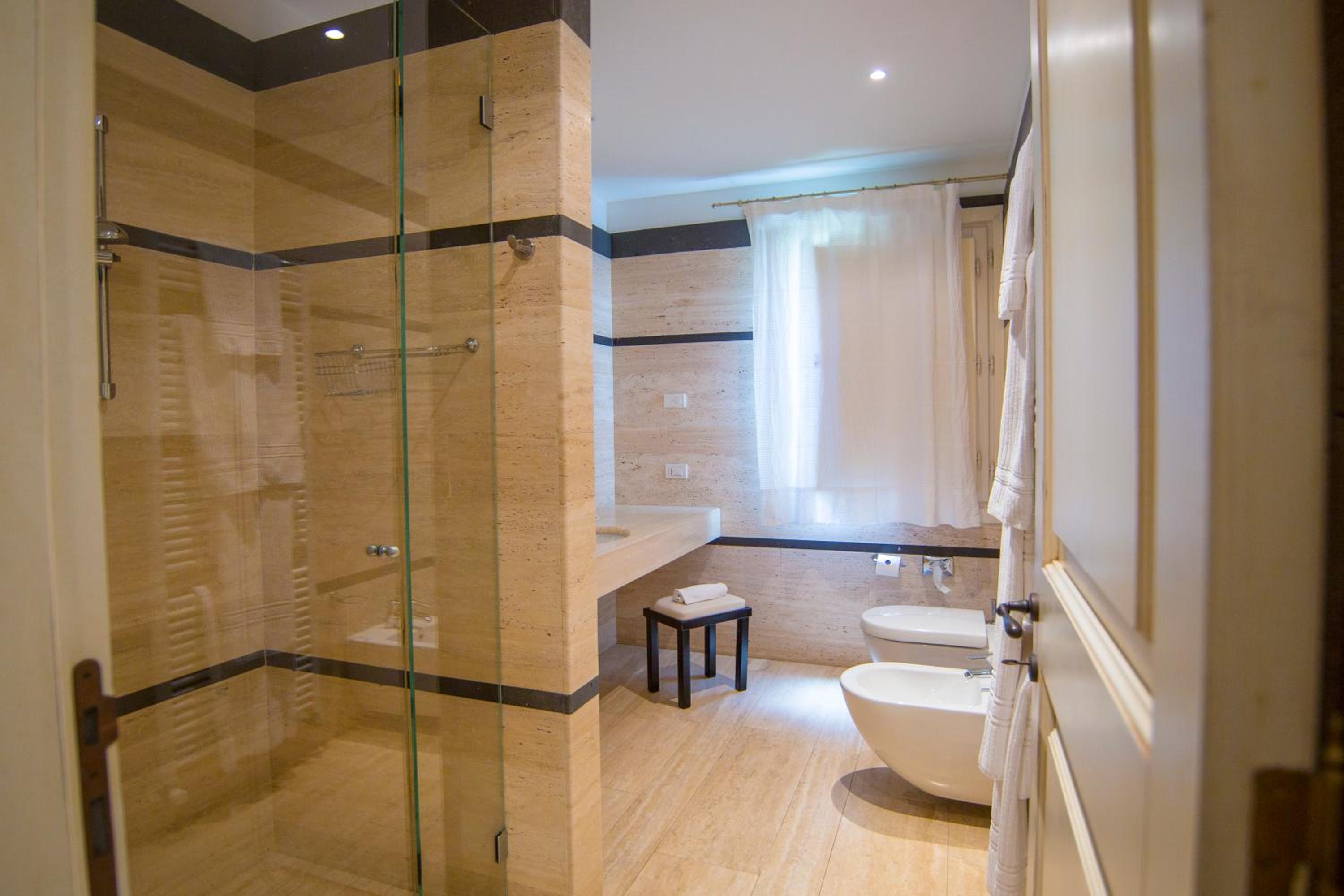 Junior Suite - Photo 3