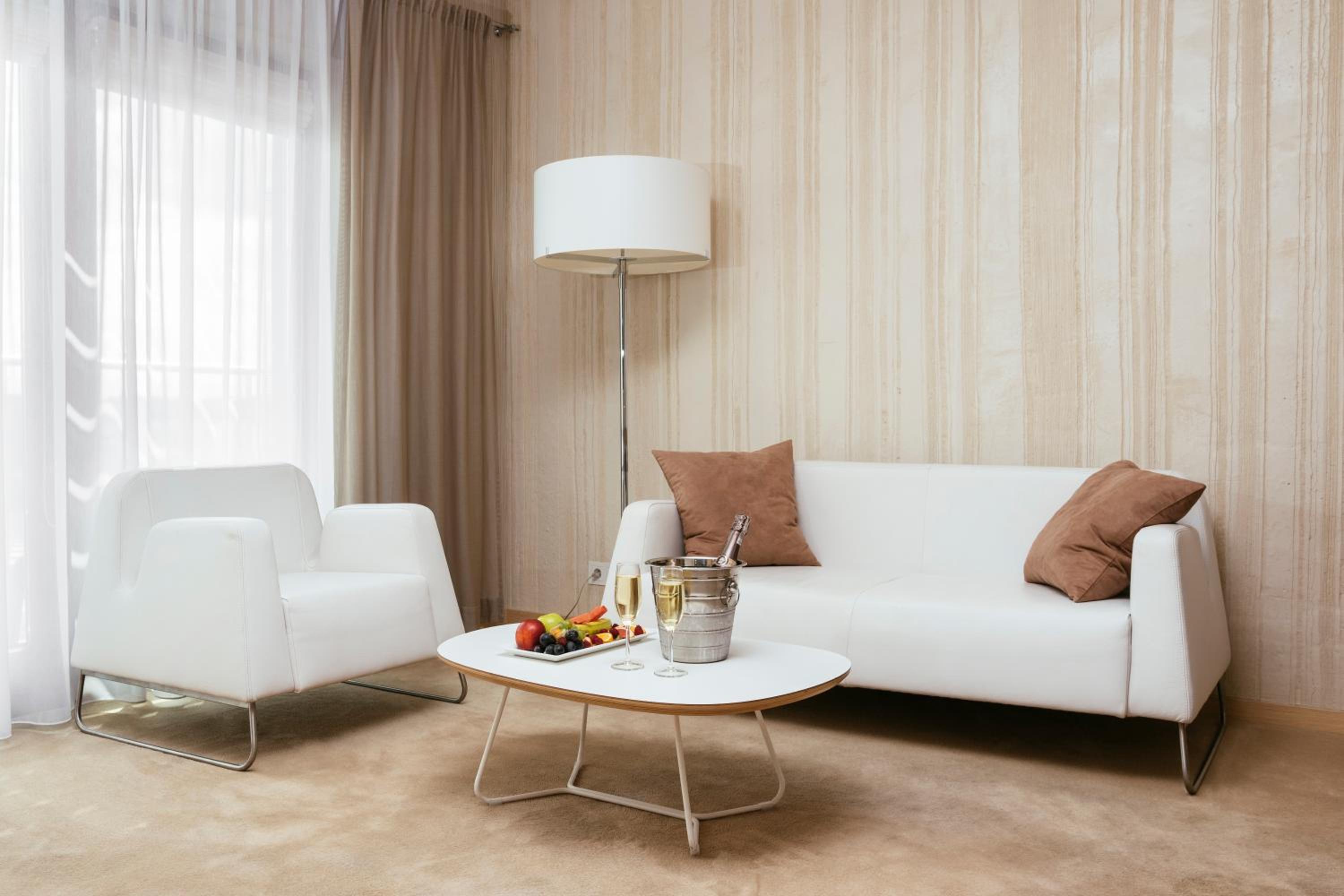 Apartment - Photo 12