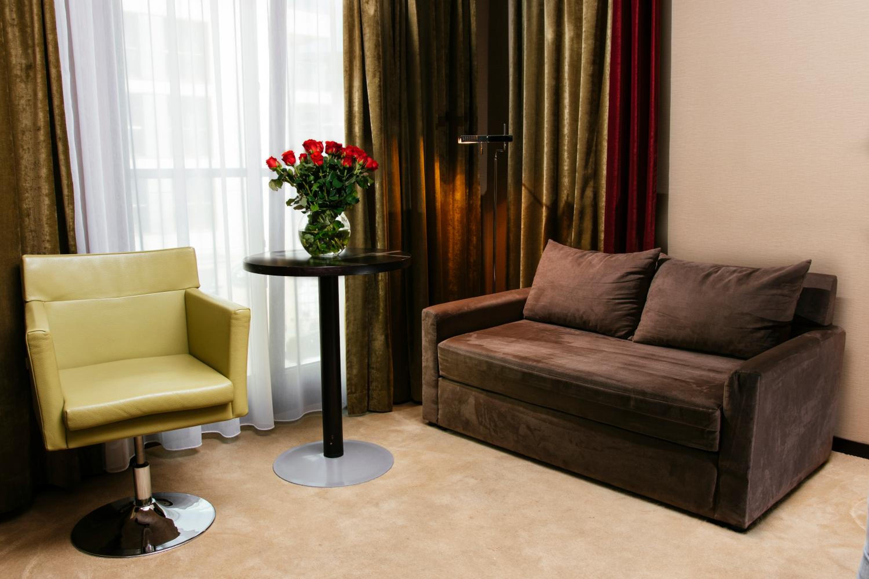 Double Room - Photo 11