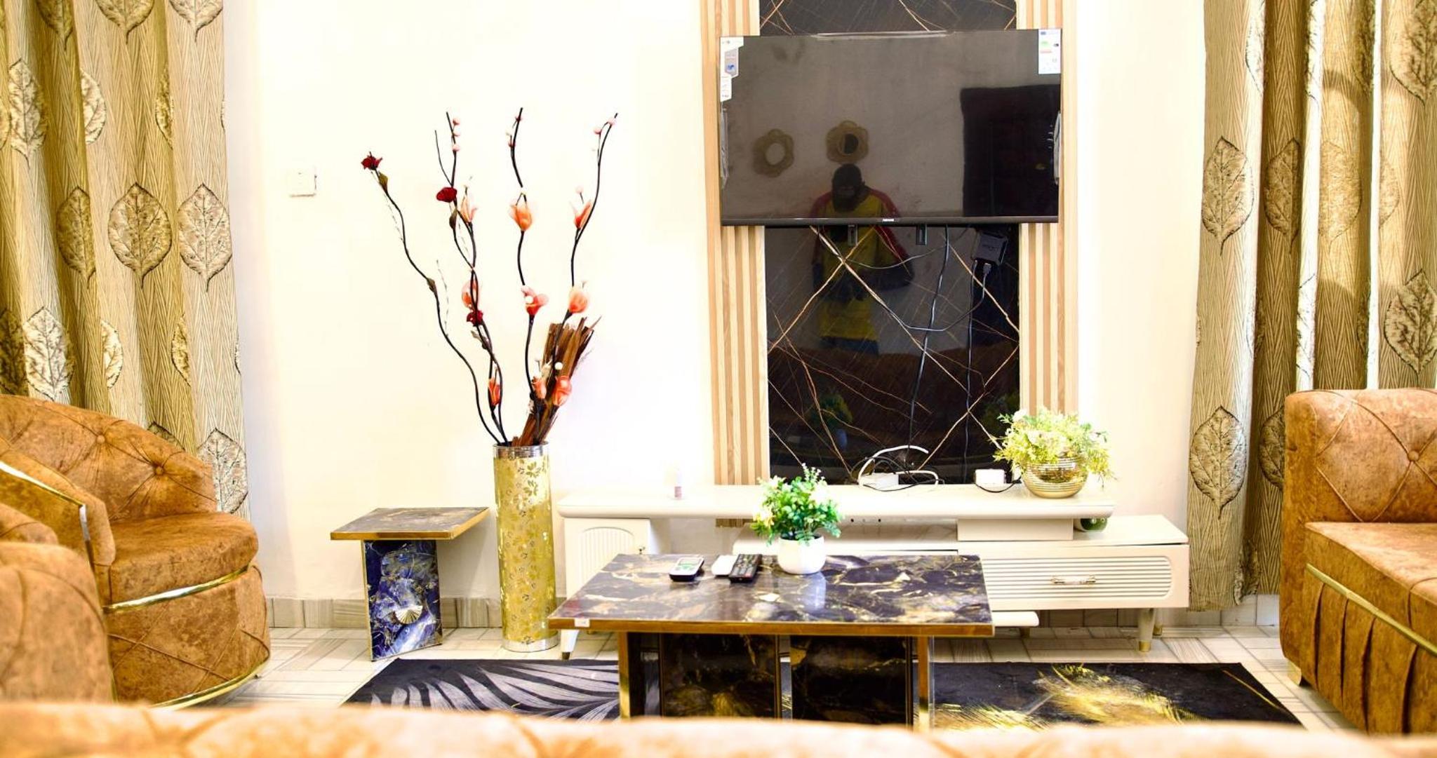 Studio photo 1