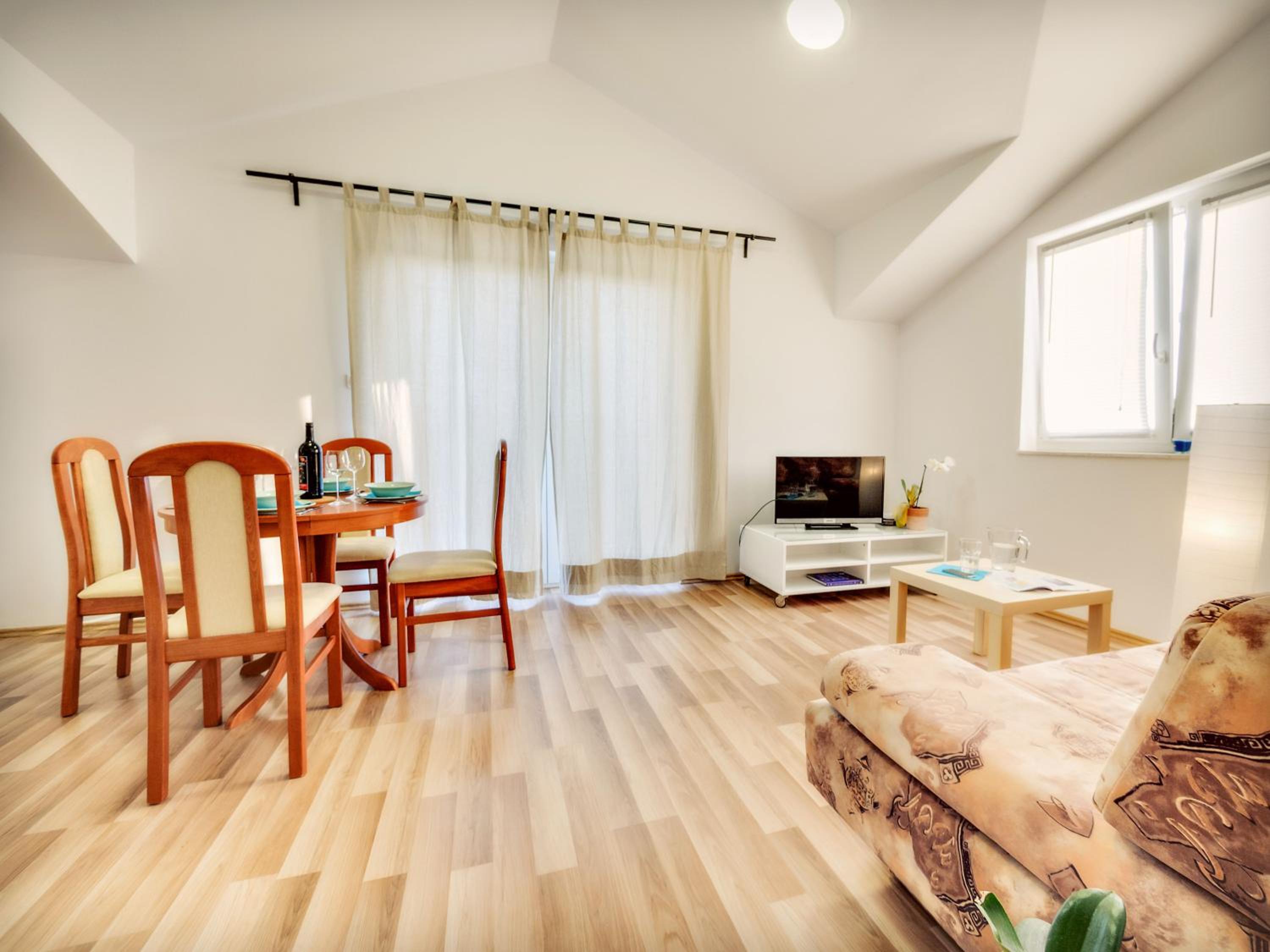 Apartment With Sea View