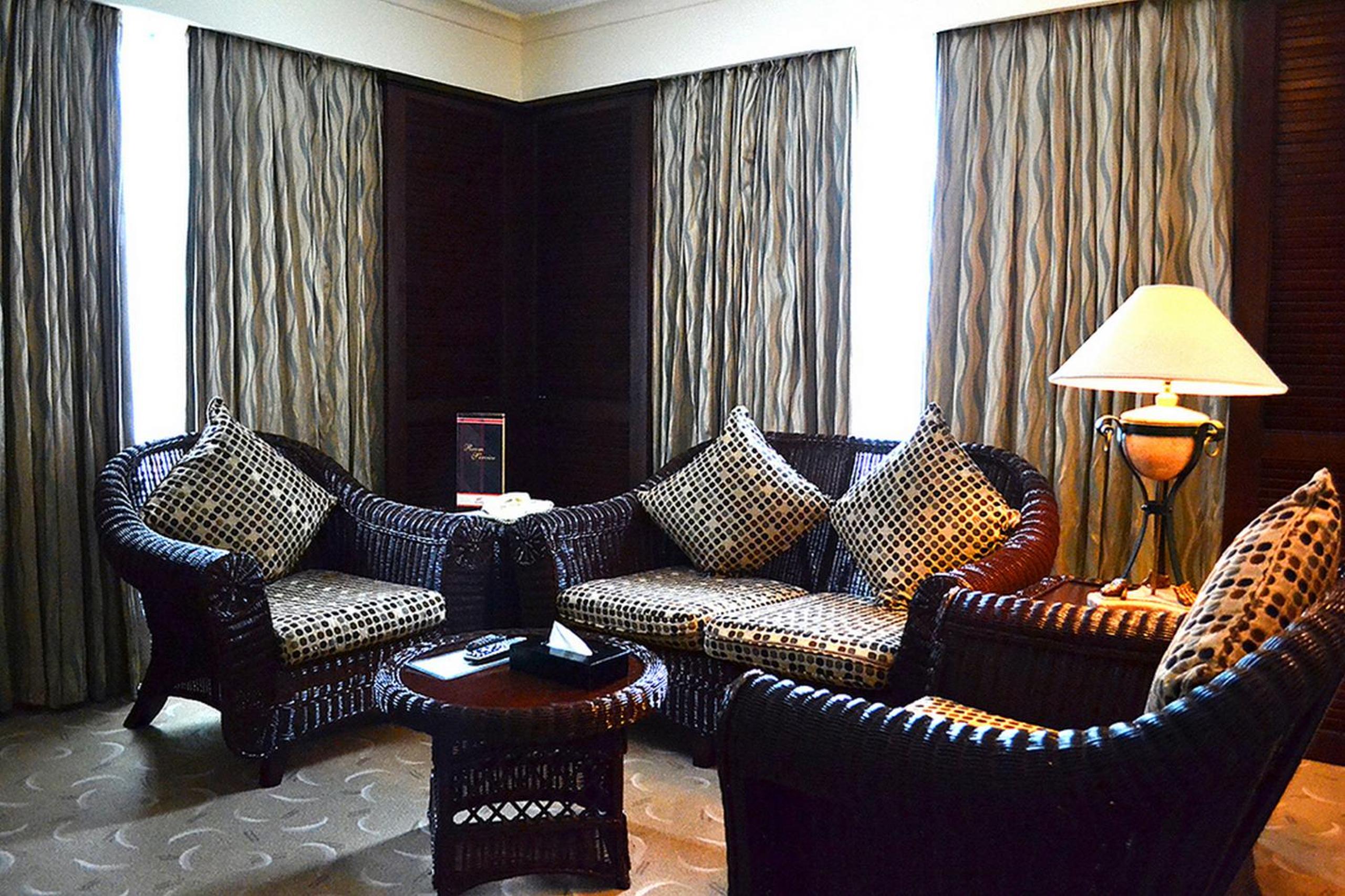 Deluxe Suite - Photo 1