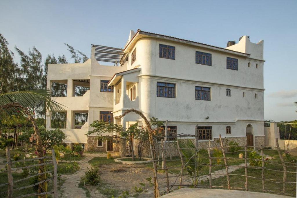 Villa - Beach Front photo 1