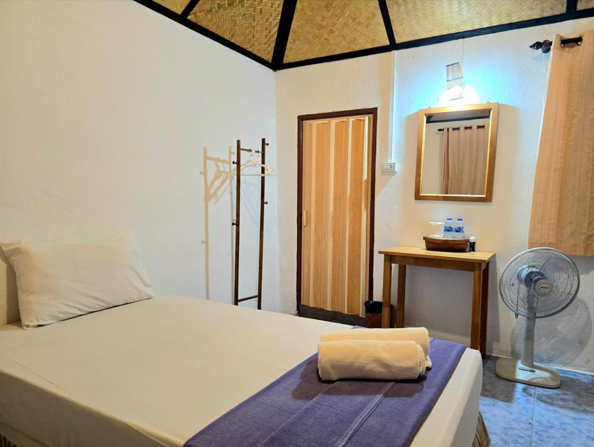 Twin Room with Fan