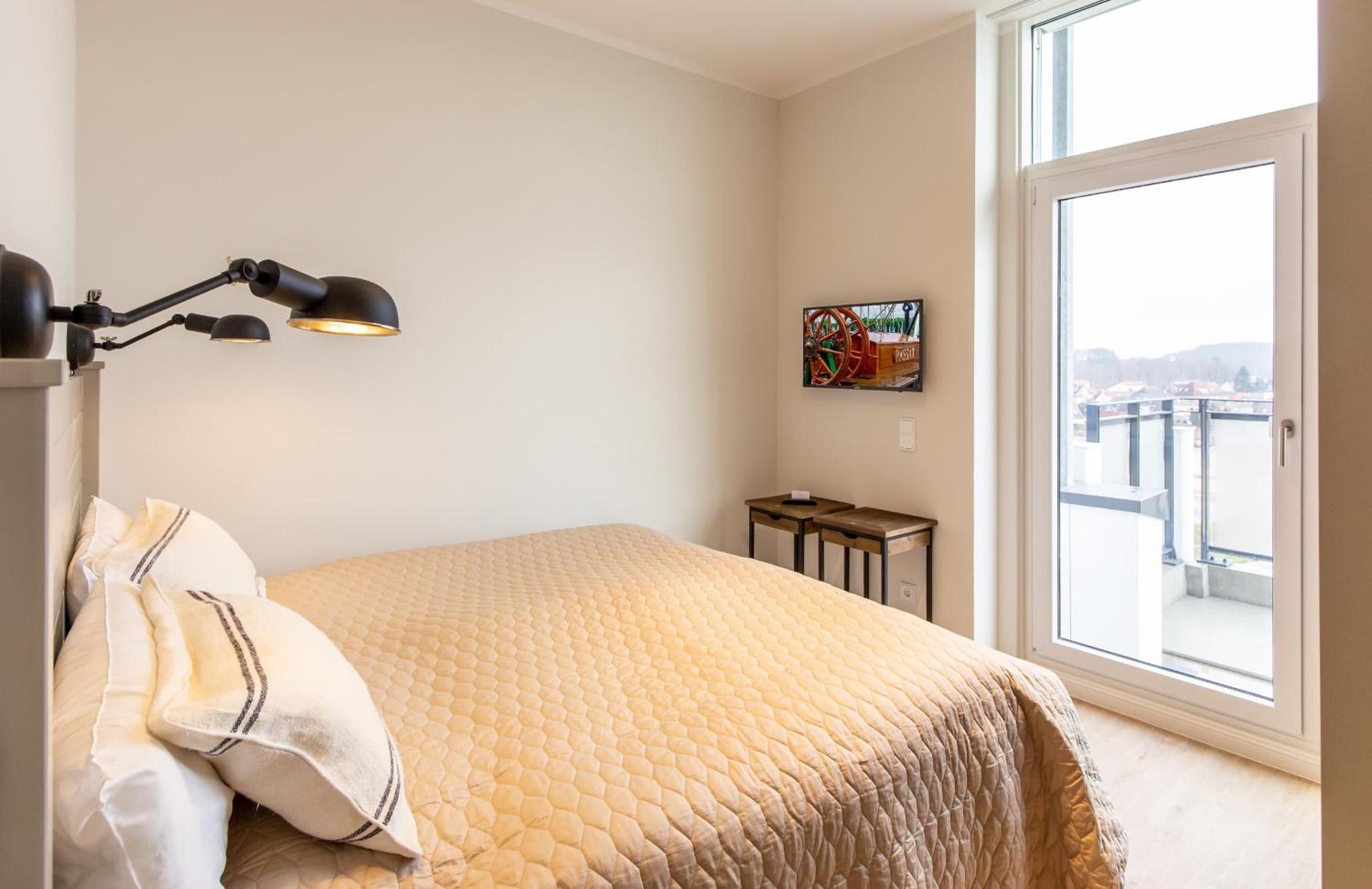 Penthouse Dockside Suite roof terrace, sauna, direct view of the Trave - #61