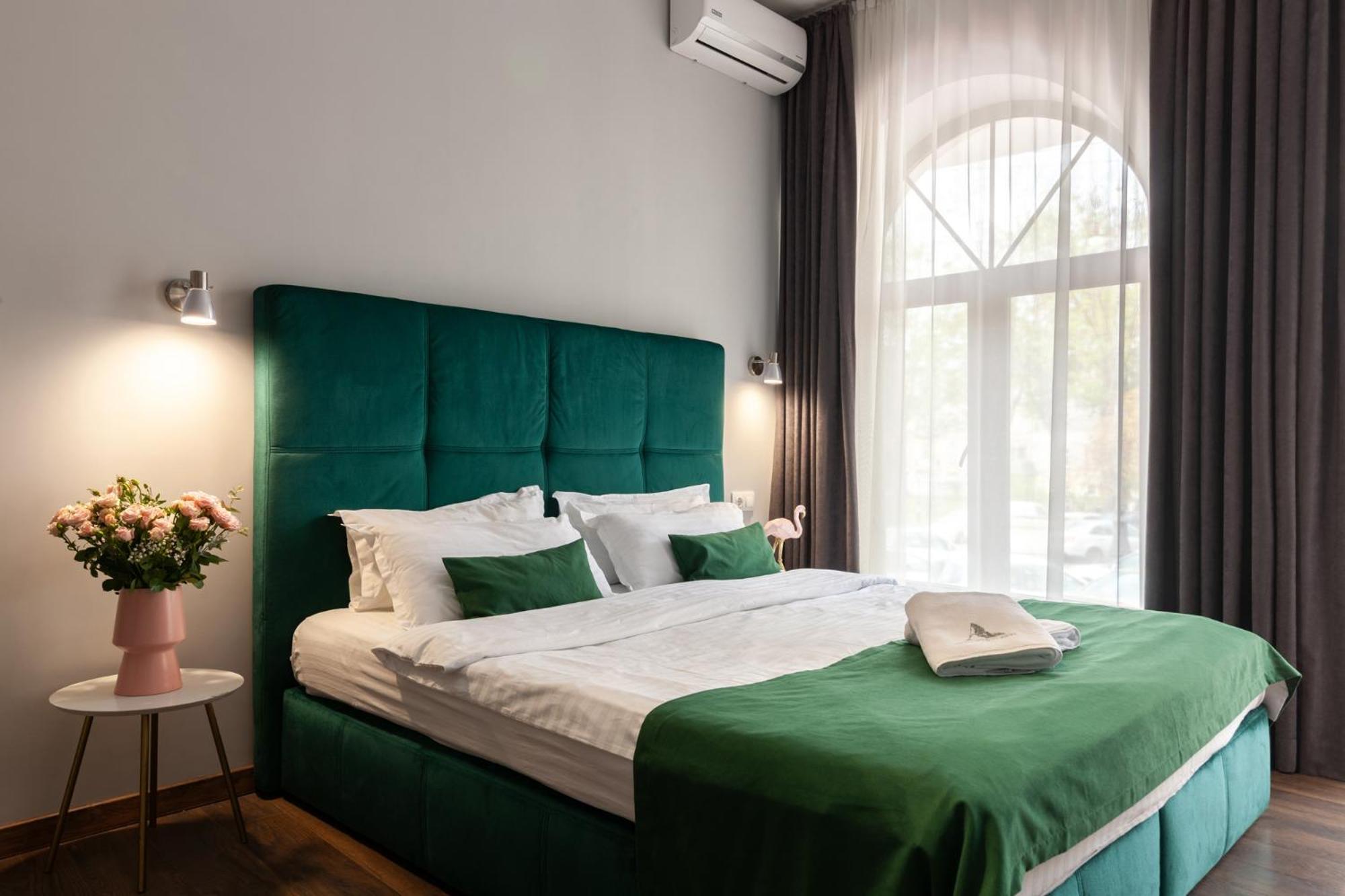 Large Double Room