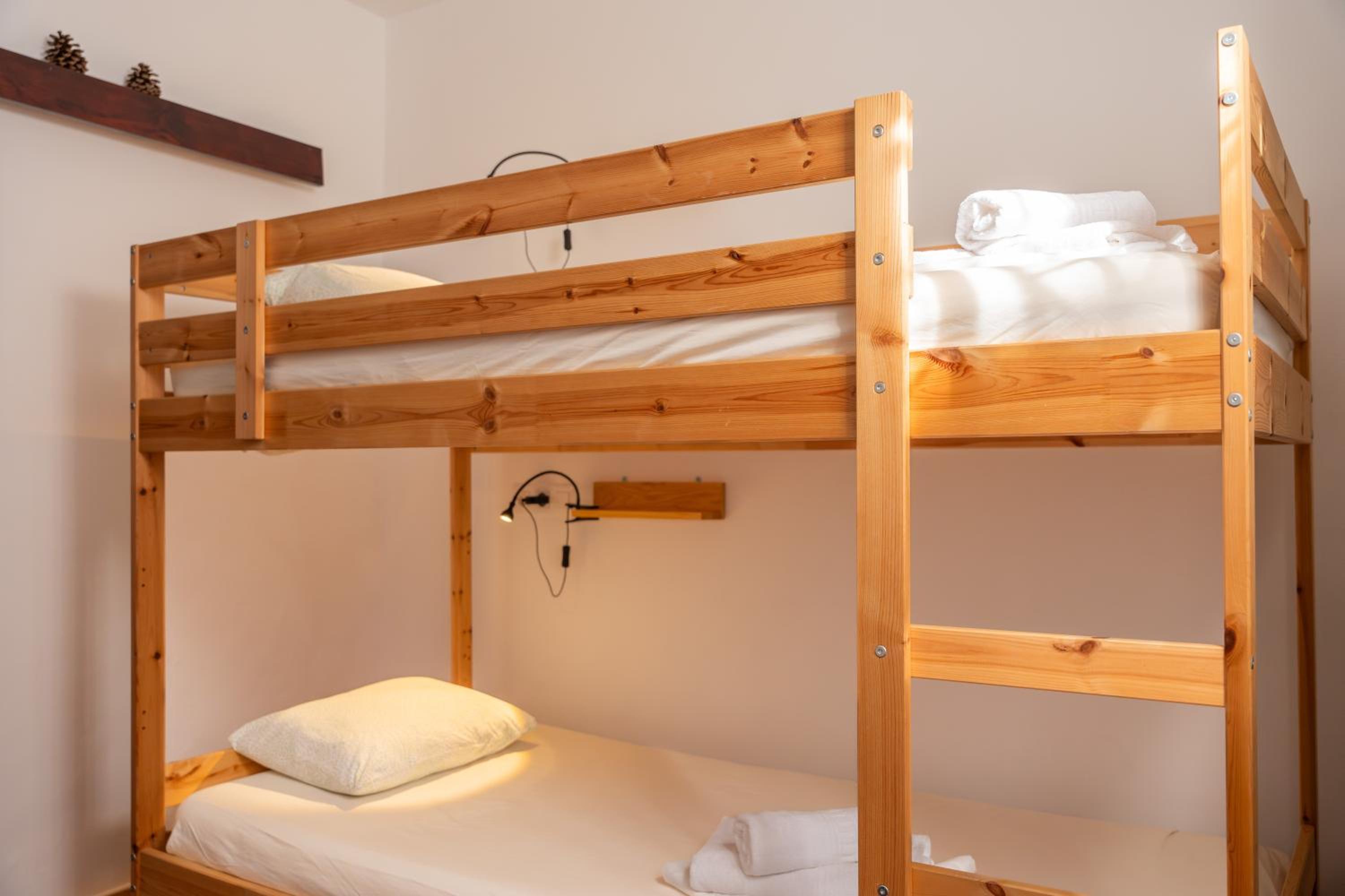 Double Room with Shared Bathroom photo 1