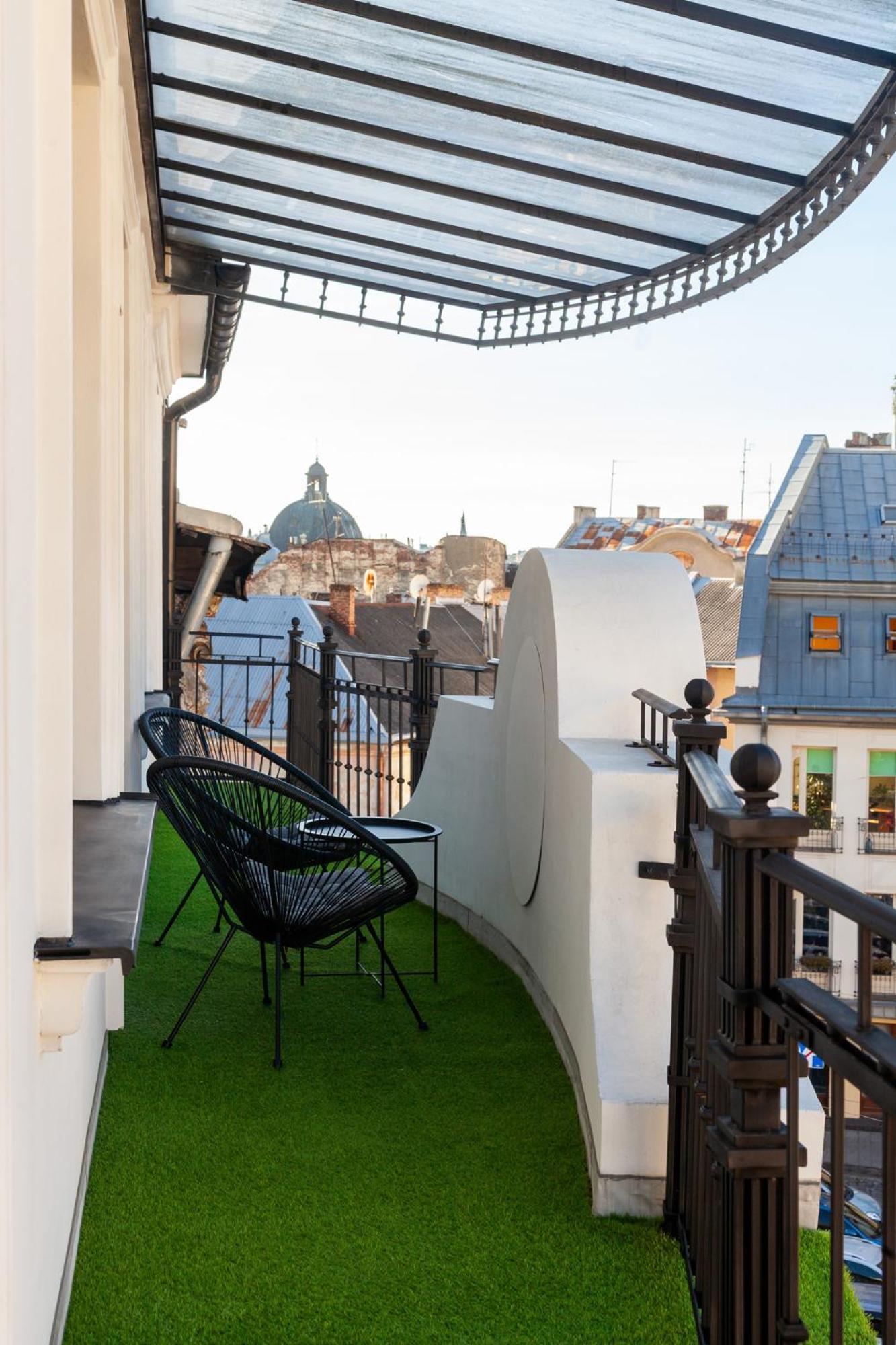 Suite with Terrace