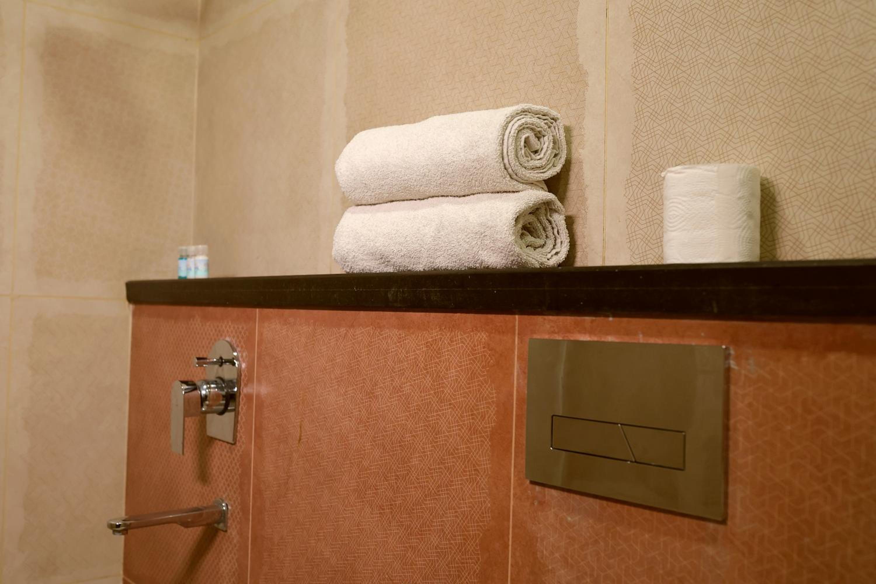 Standard Double Room - Photo 5