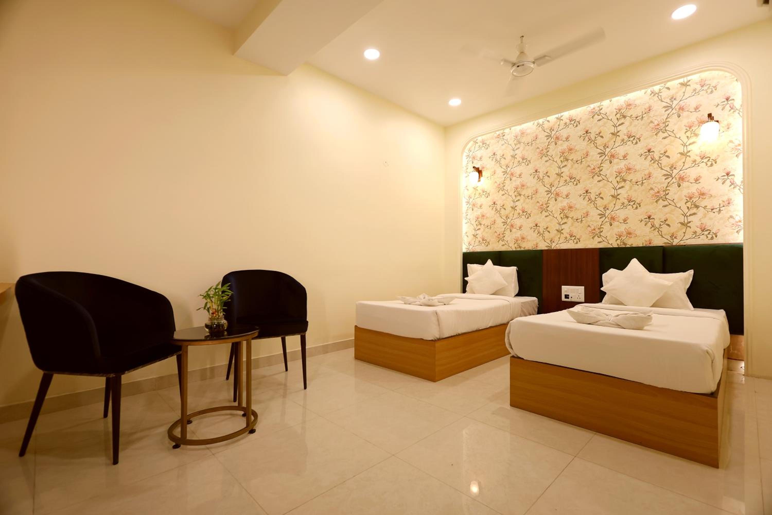 Deluxe Double or Twin Room