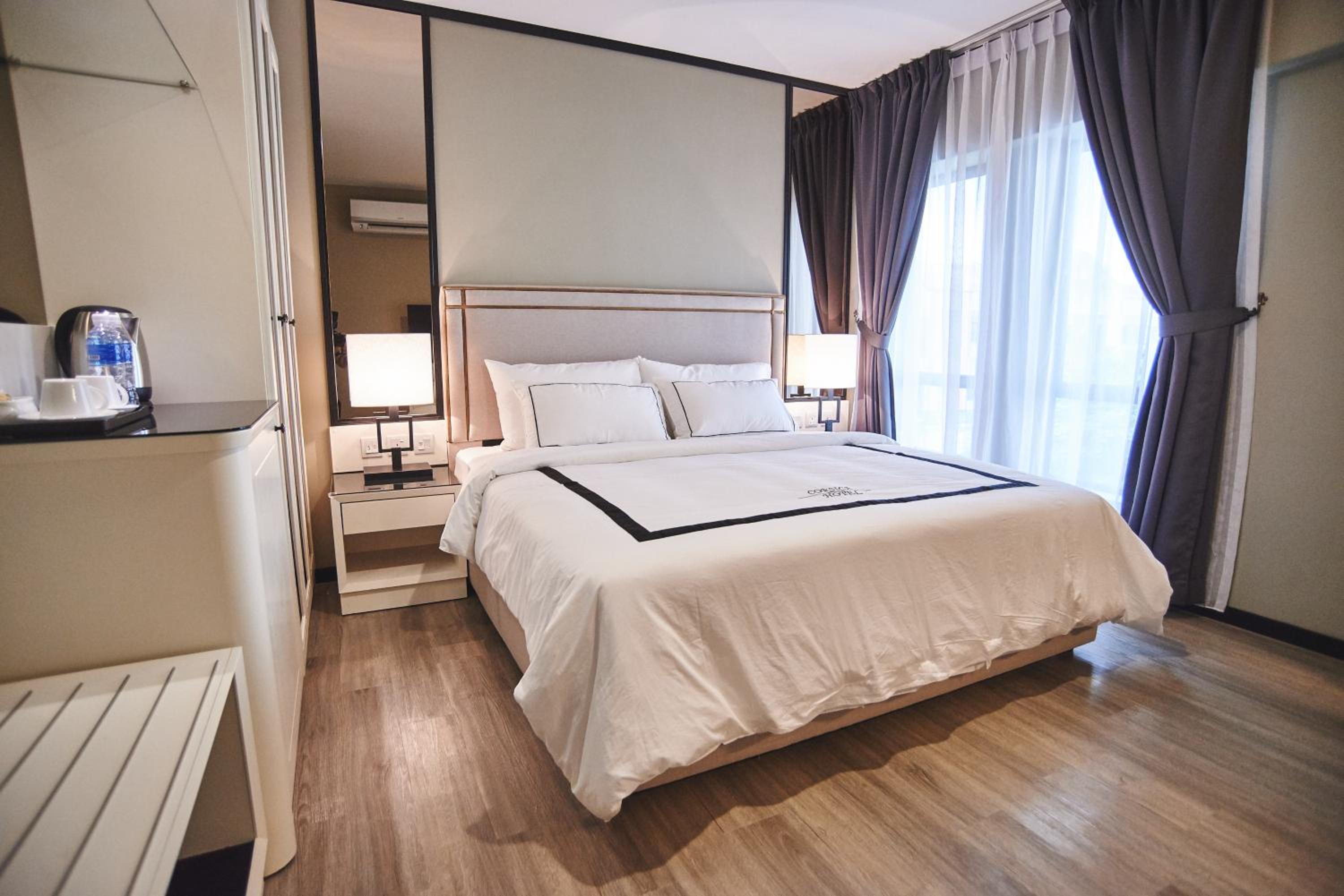 Superior King Room photo 3