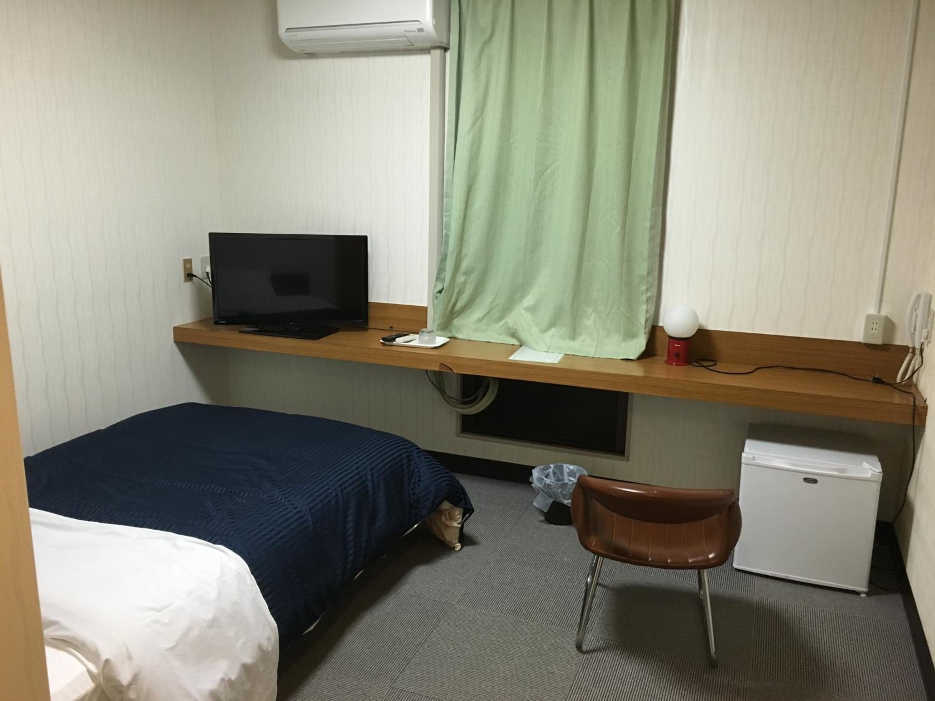 Single Room - Non-Smoking - Photo 1