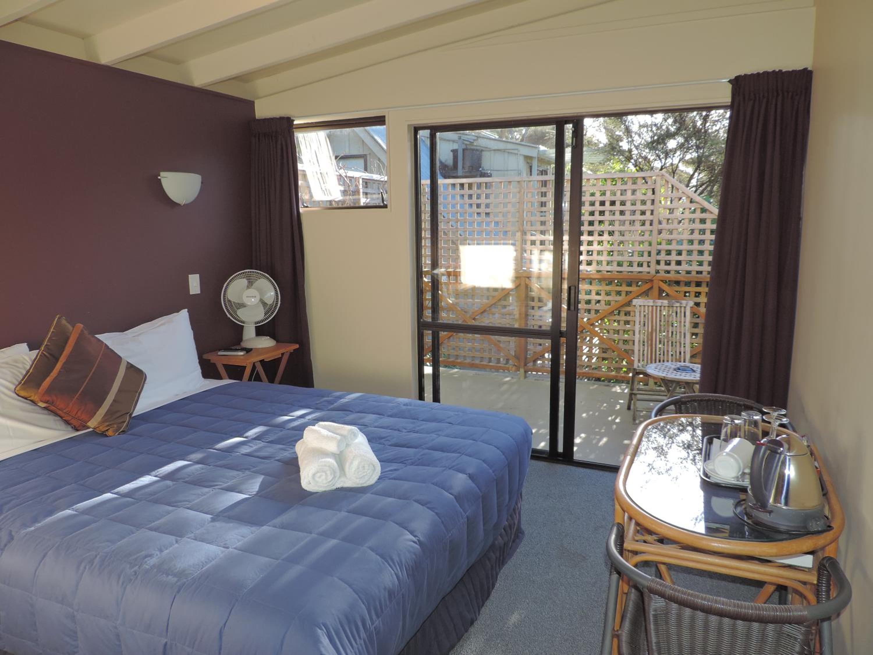 Lodge Room 3 - Adults Only - Photo 4
