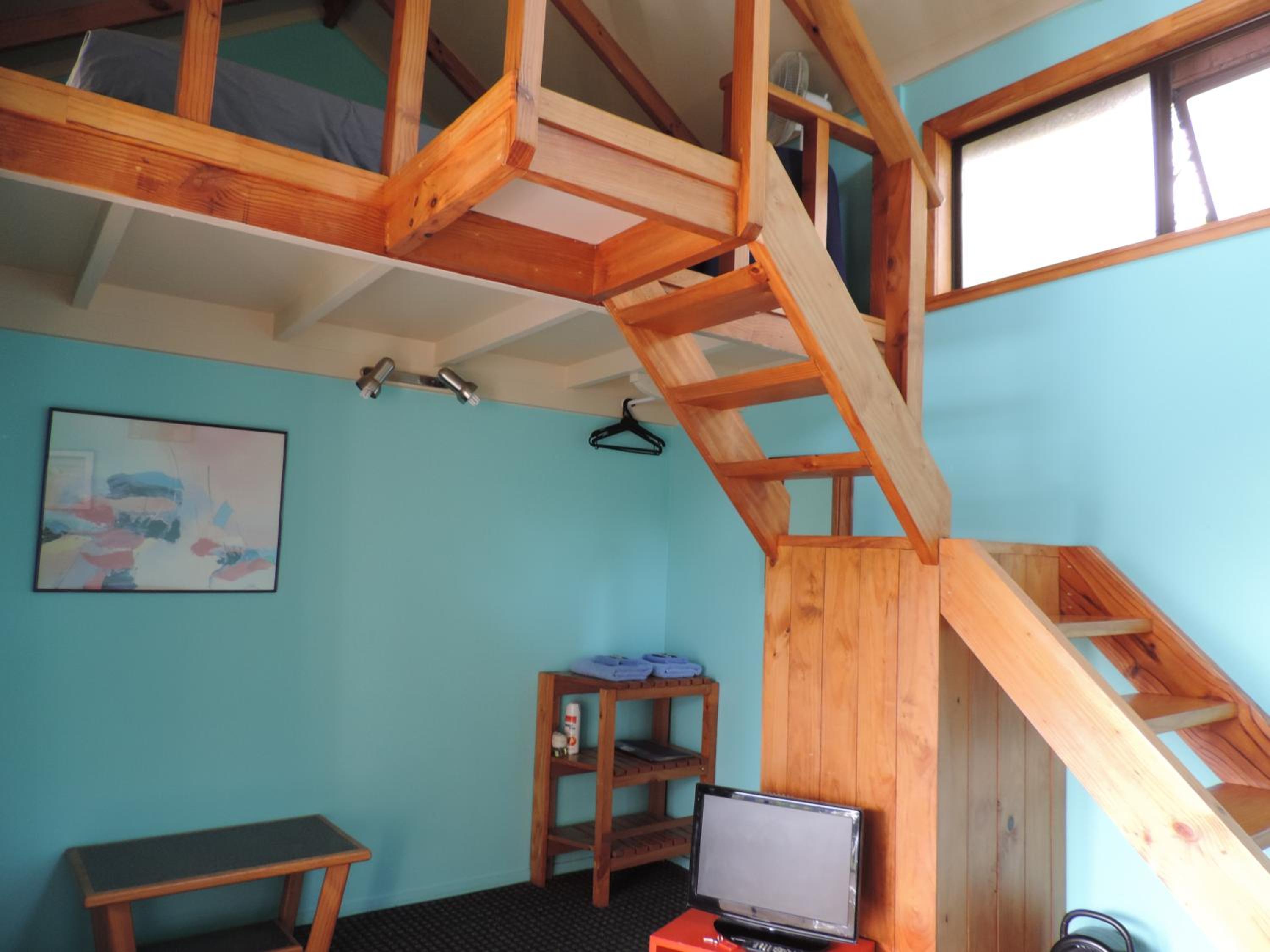 Budget Double Room 3 - Shared Bathroom