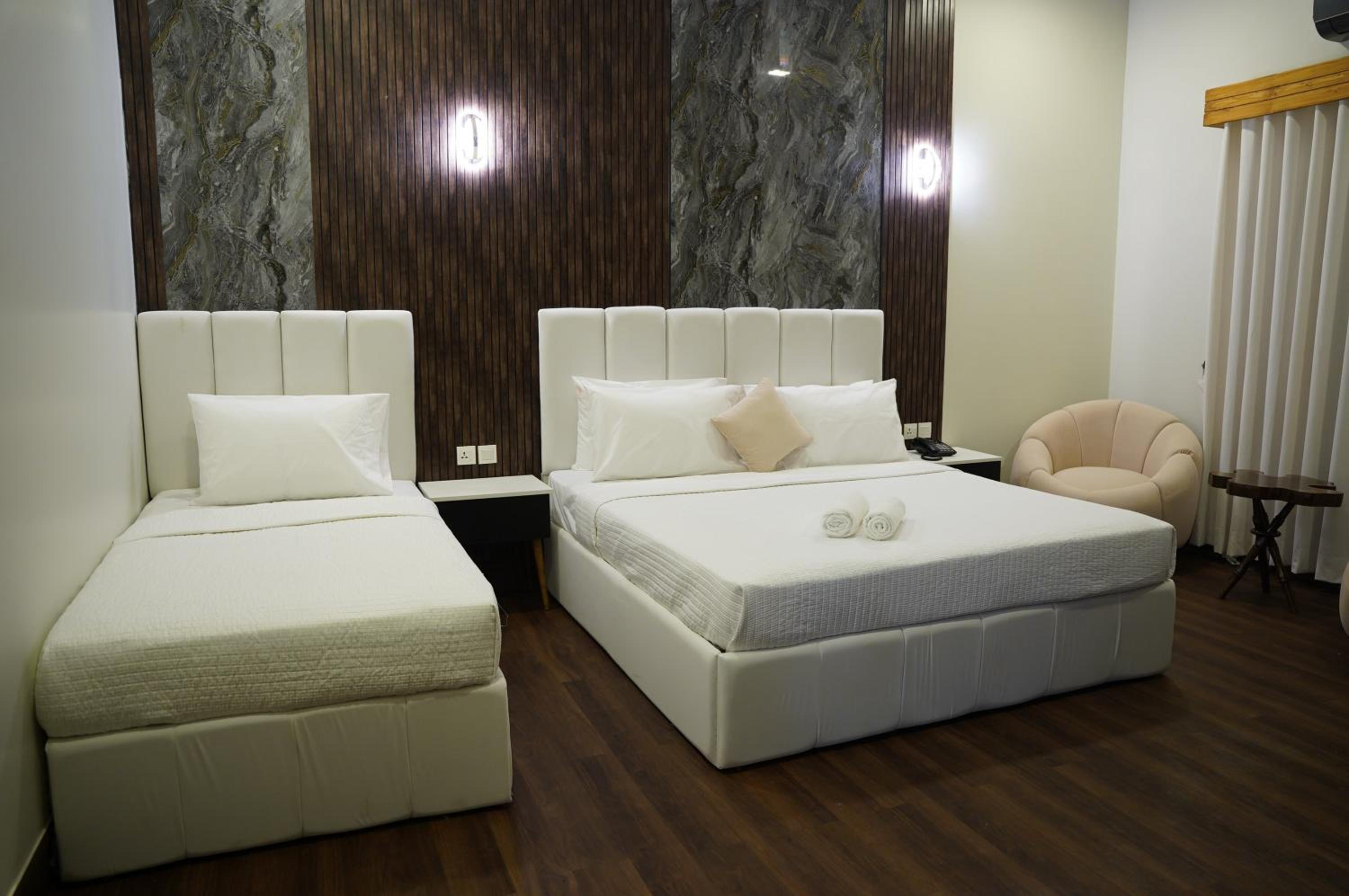 Classic Triple Room