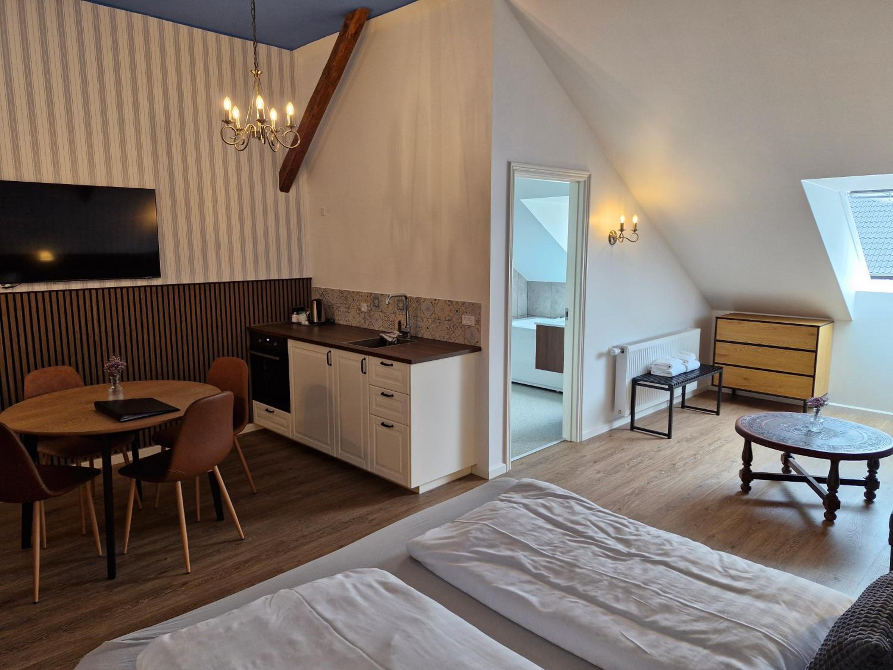 One-Bedroom Apartment with Spa Bath