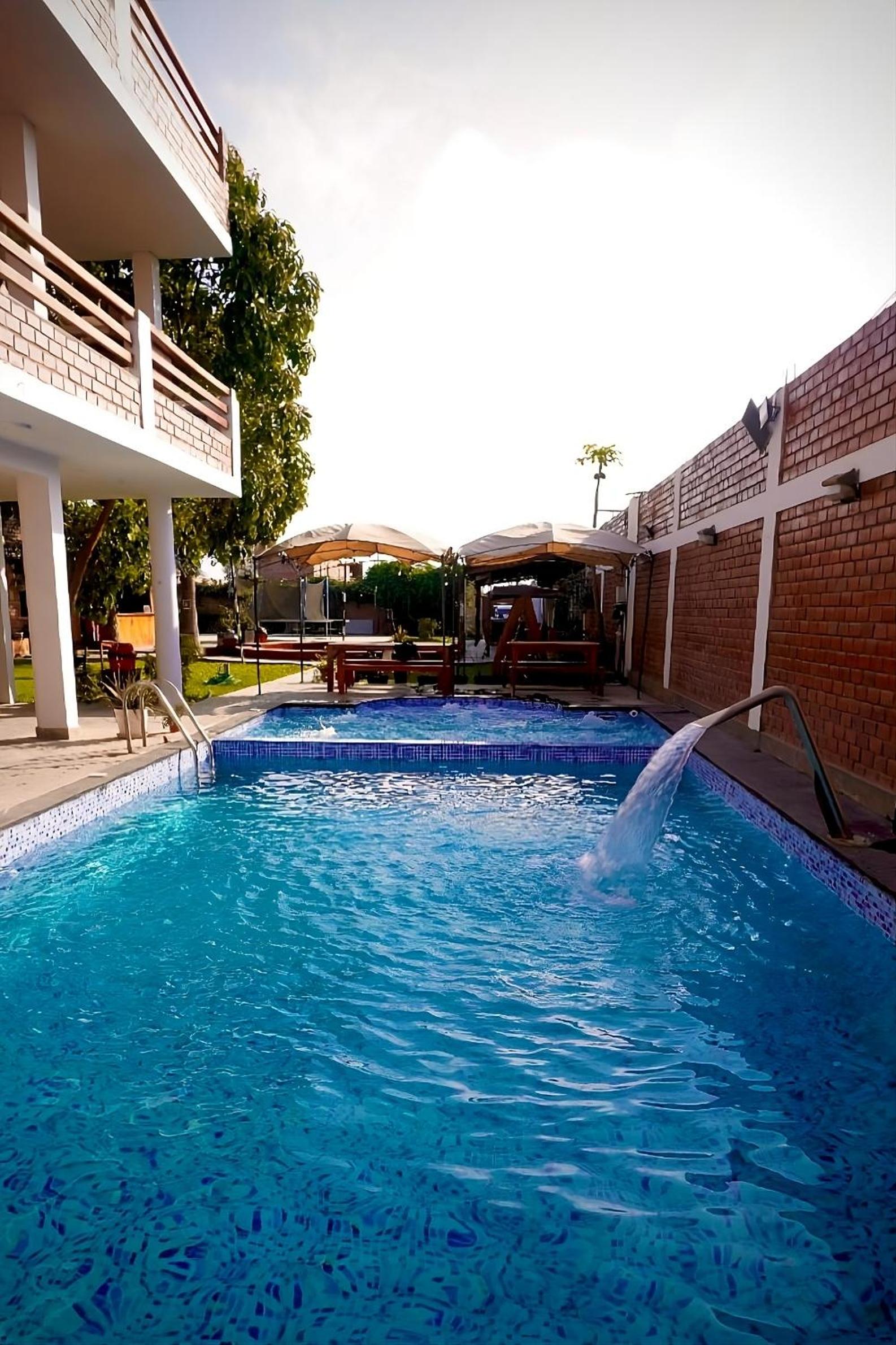 Family Room with Terrace photo 2