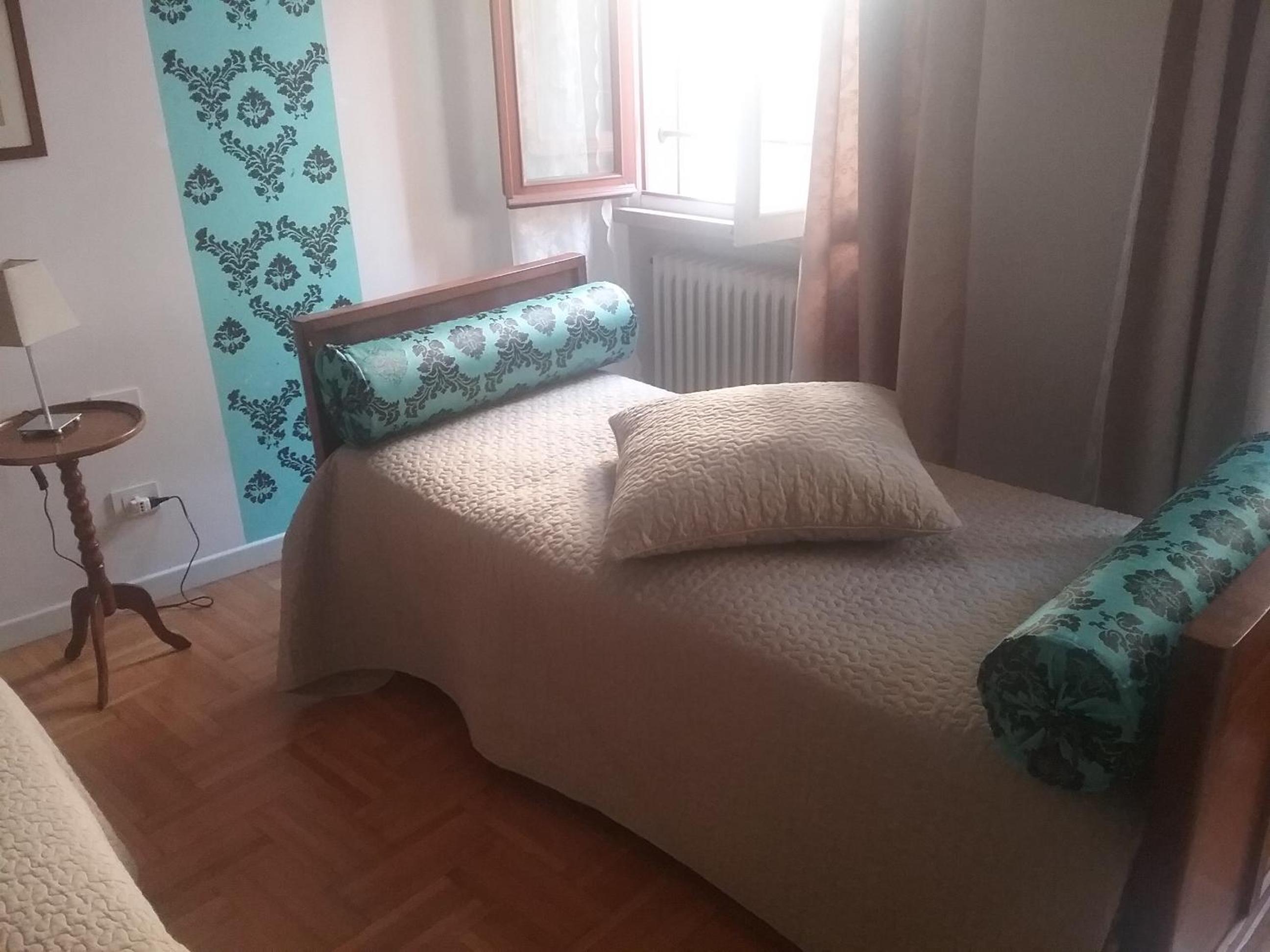 Triple Room with Private External Bathroom photo 2