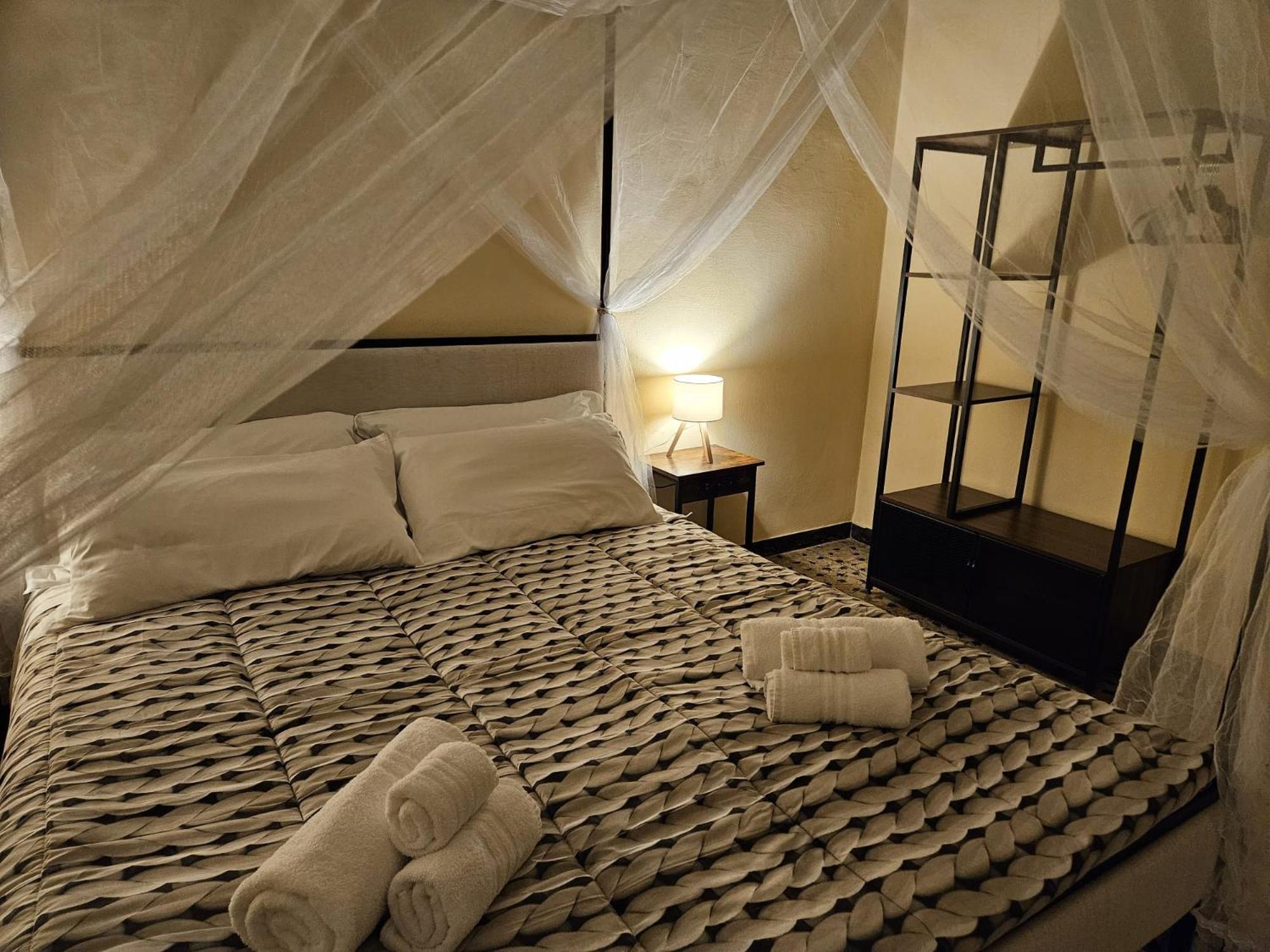 Triple Room with Private Bathroom
