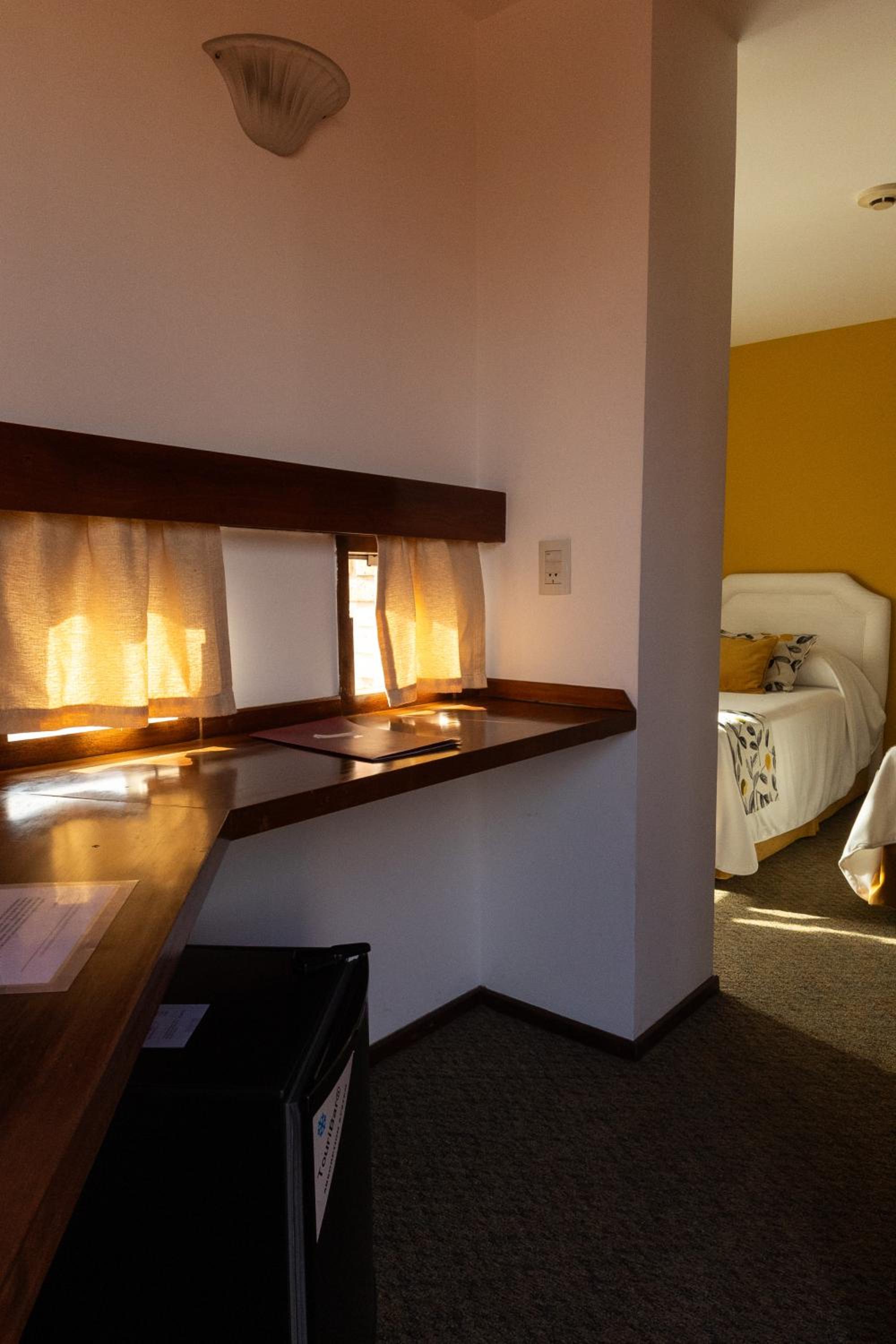 Standard Twin Room photo 3