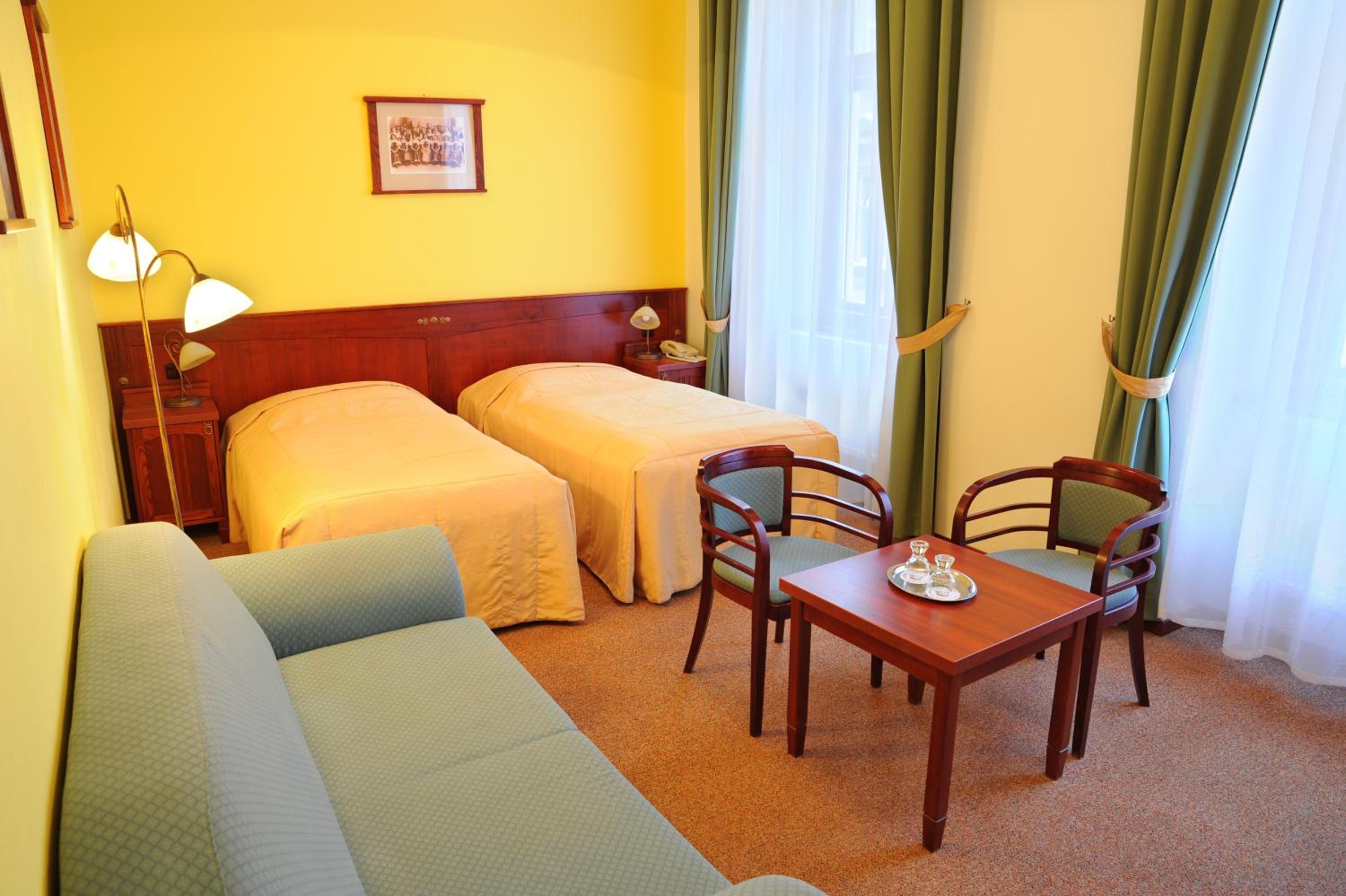 Deluxe Double/Twin Room