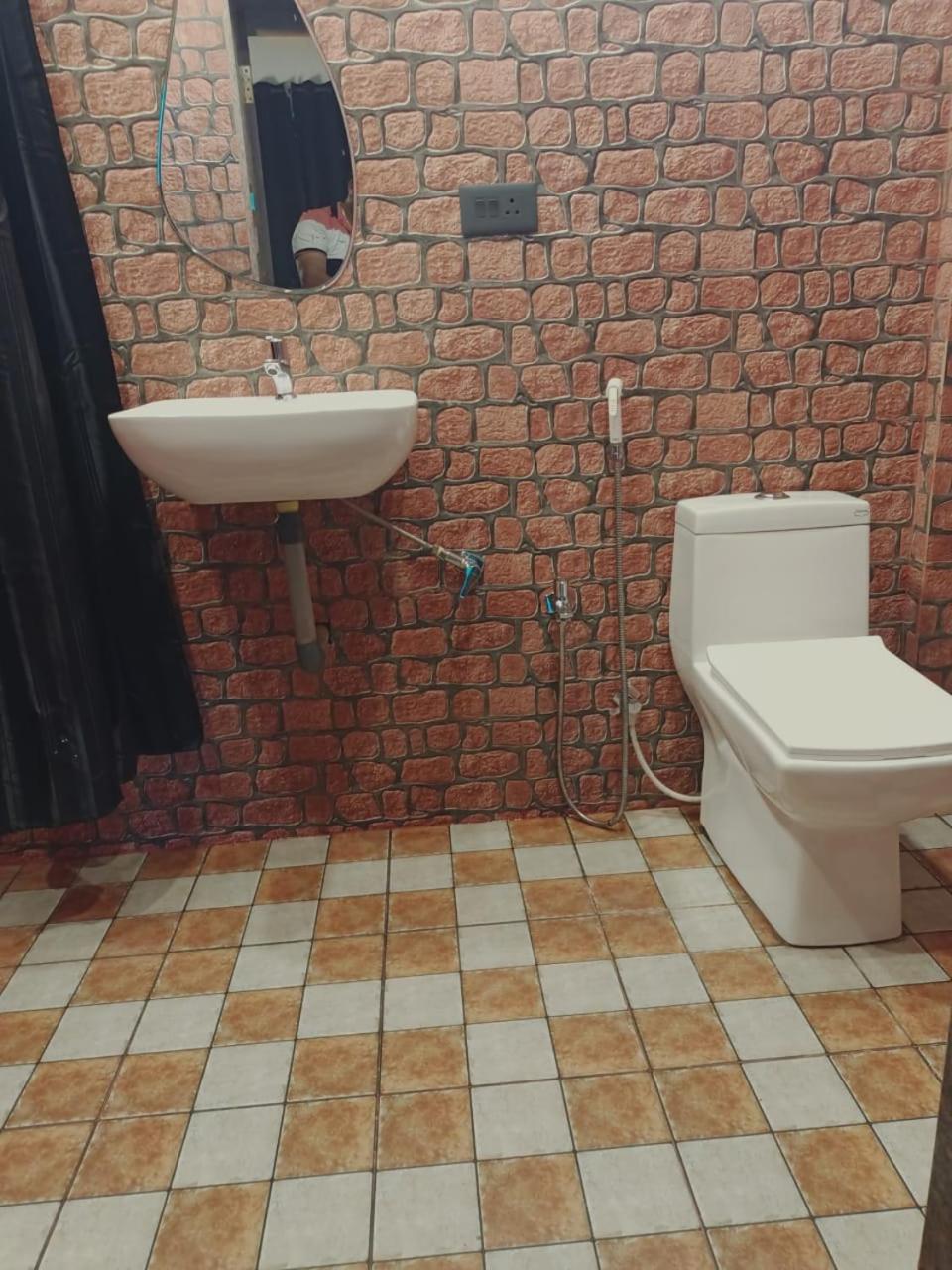 Deluxe Double Room with Shower, photo 7